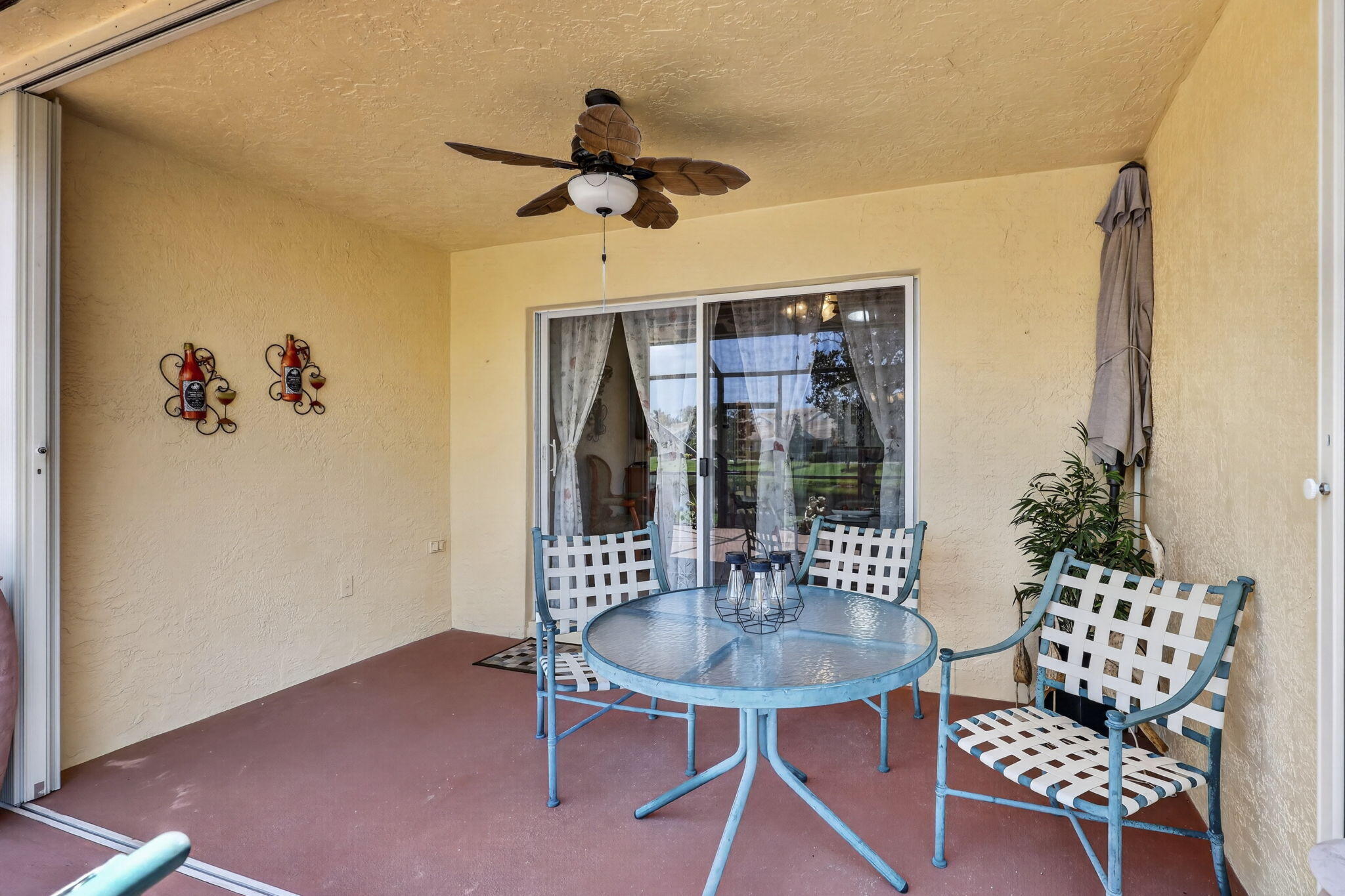 2100 Stonington Terrace Property Photo 26