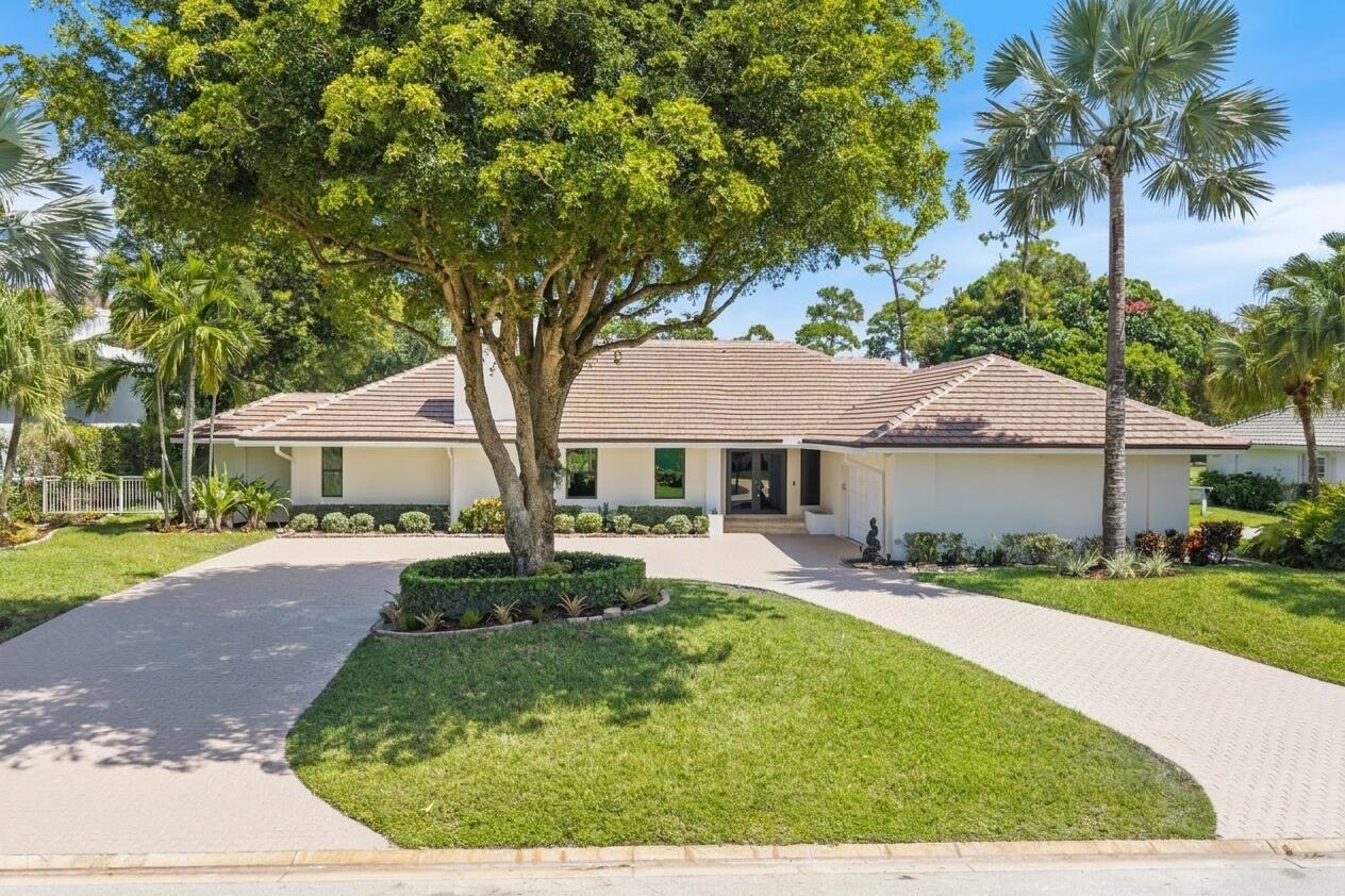460 Glenbrook Drive Property Photo 1
