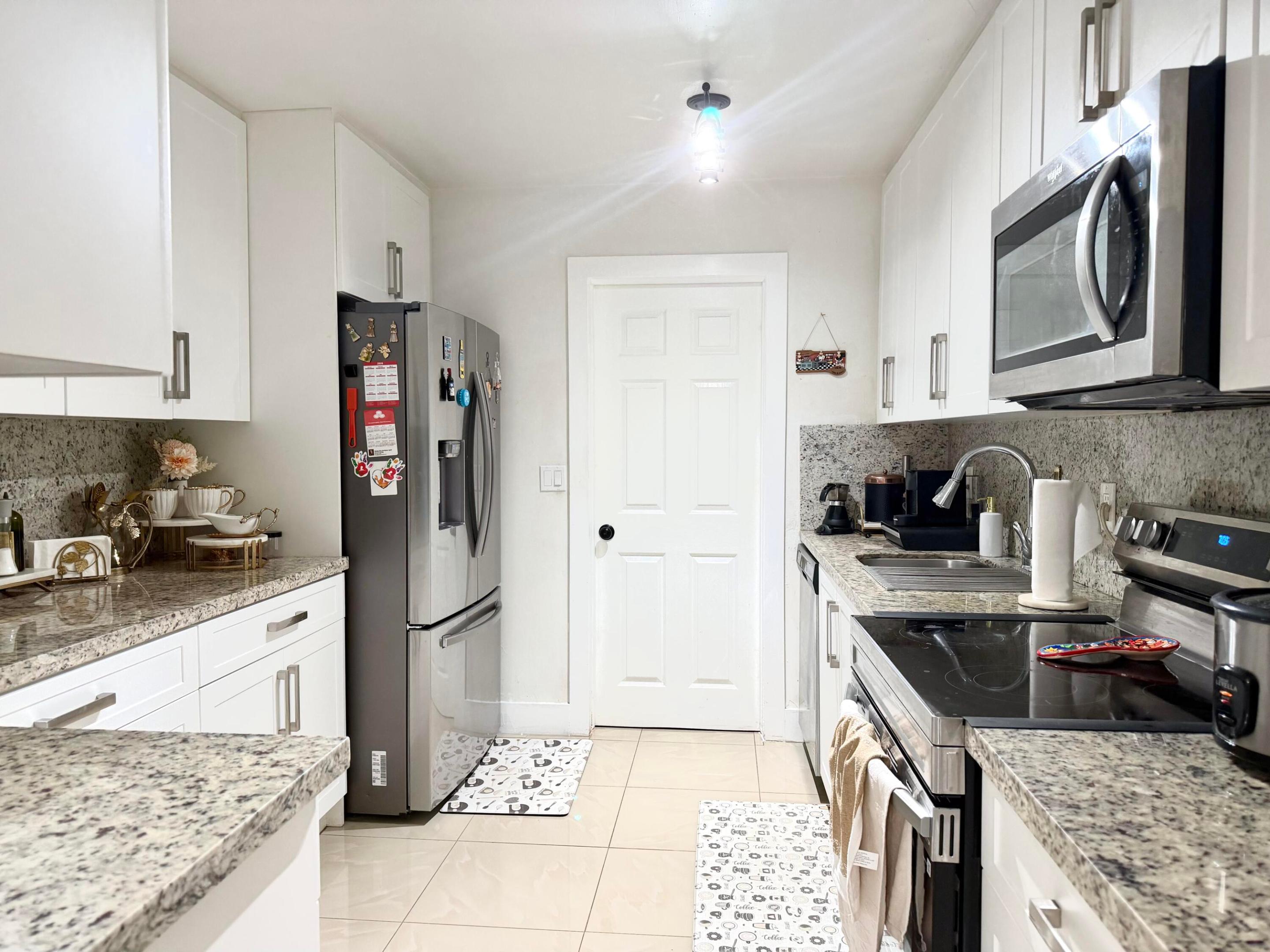 16101 Sw 98th Avenue Property Photo 8