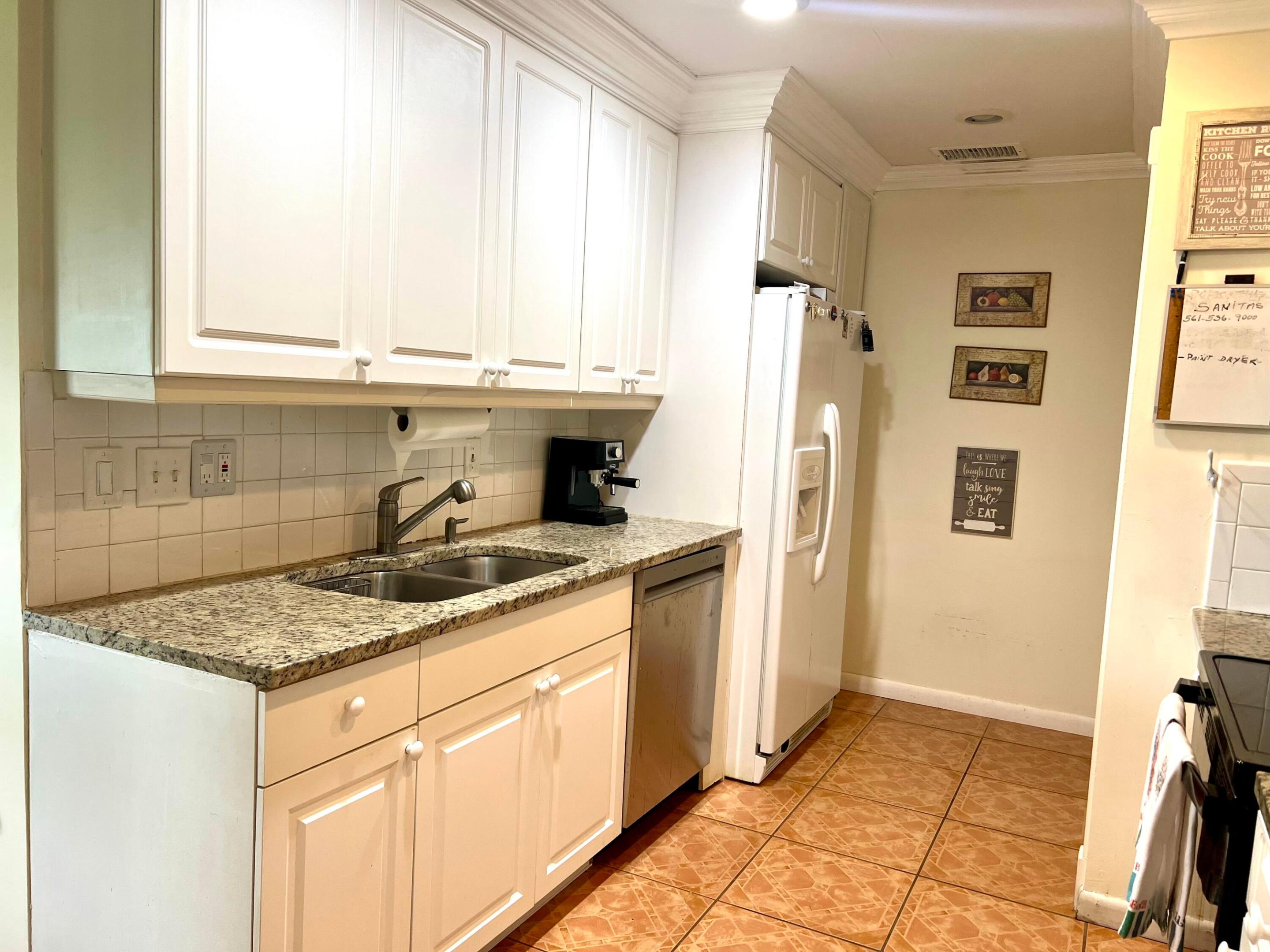 14385 Campanelli Drive Property Photo 8