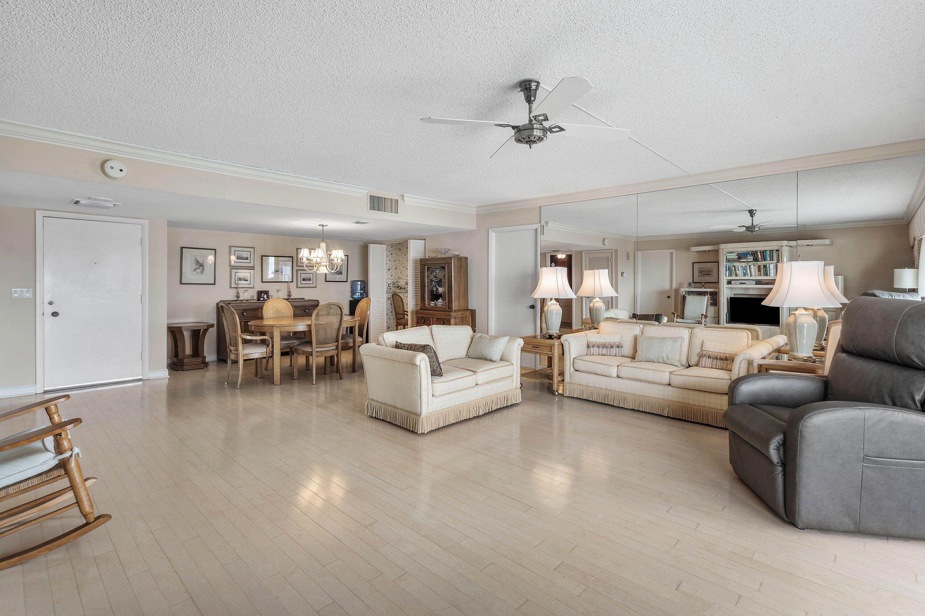 600 S Ocean Boulevard 1007 Property Photo 6