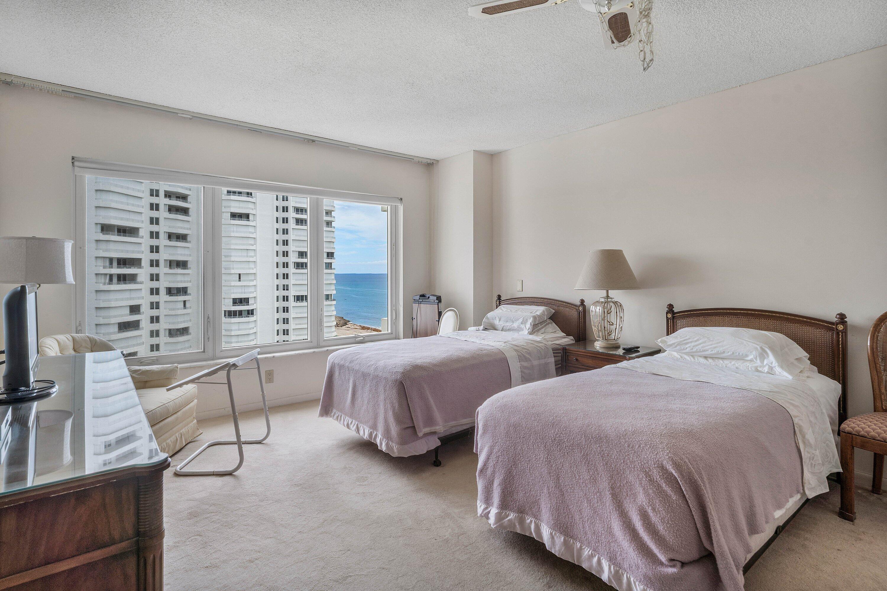 600 S Ocean Boulevard 1007 Property Photo 10