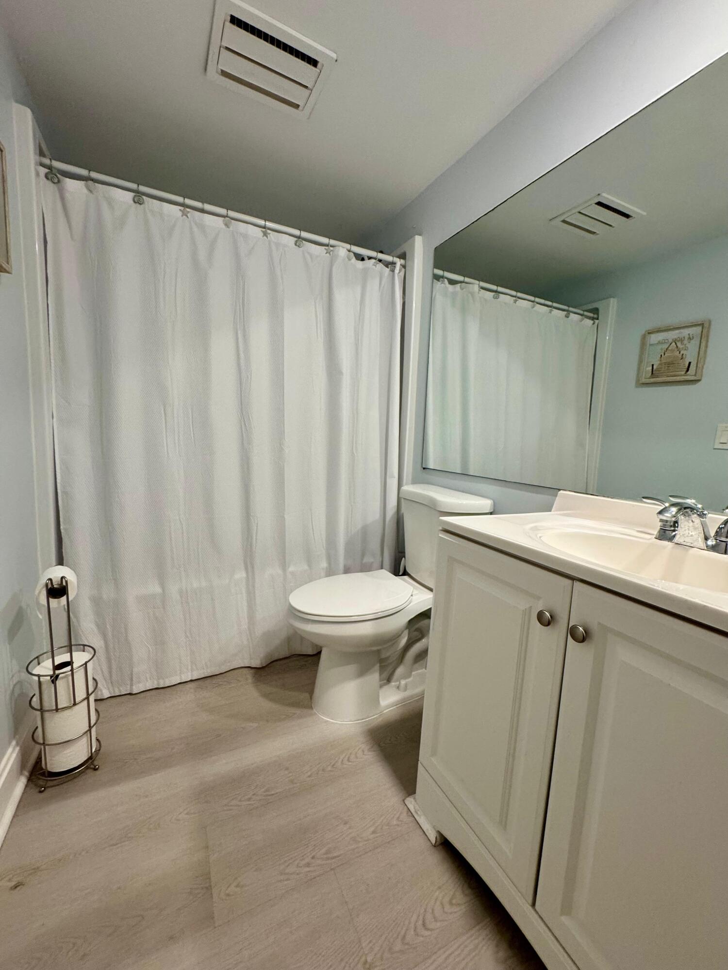 110 N Delaware Boulevard 19c Property Photo 24