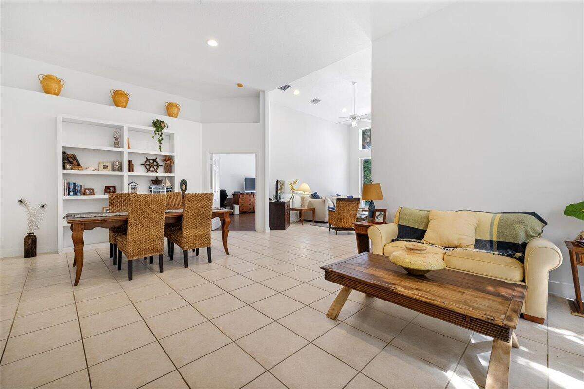 4841 N Classical Boulevard Property Photo 5