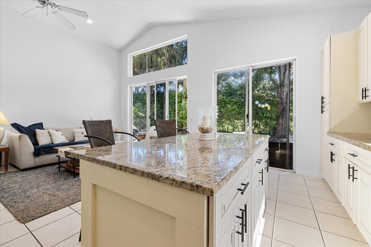 4841 N Classical Boulevard Property Photo 14