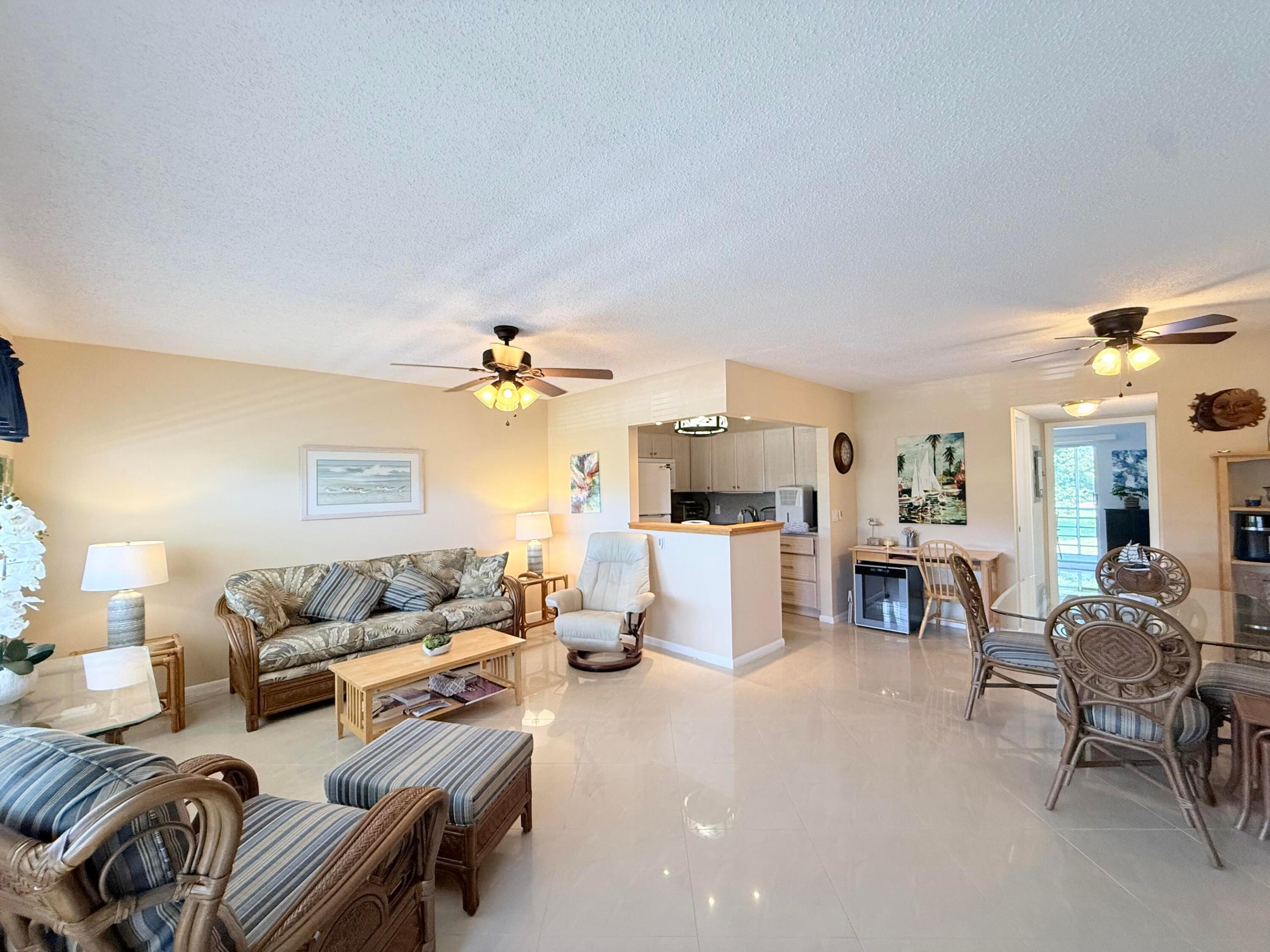 22 Markham A Property Photo 1