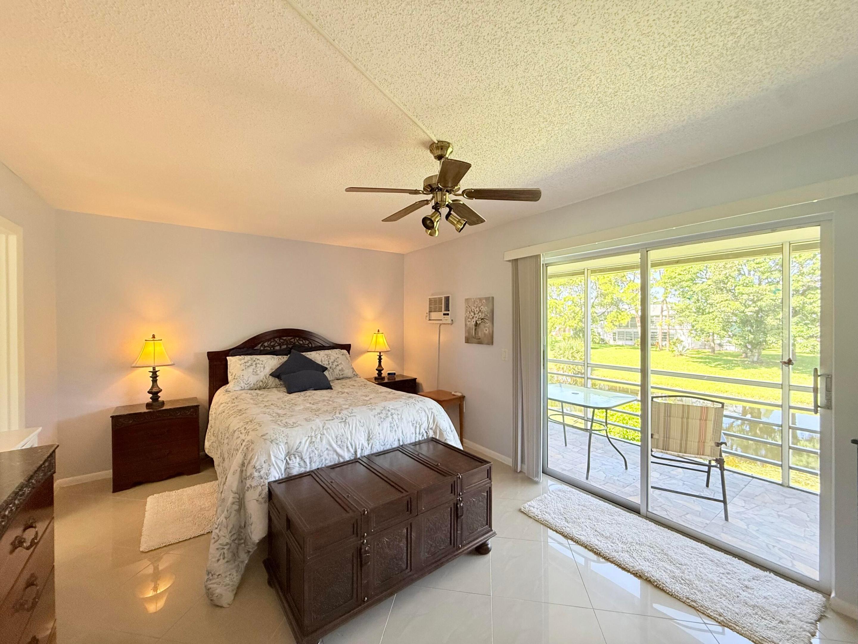 22 Markham A Property Photo 18