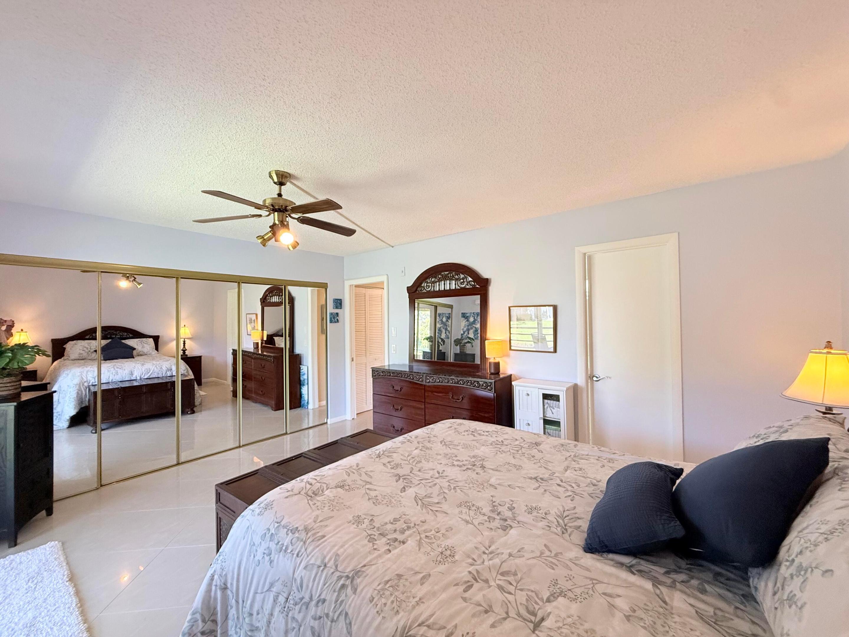 22 Markham A Property Photo 20