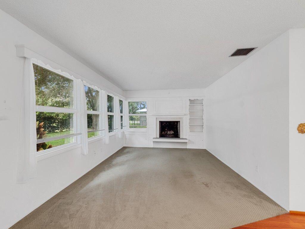 7204 Paso Robles Boulevard Property Photo 15