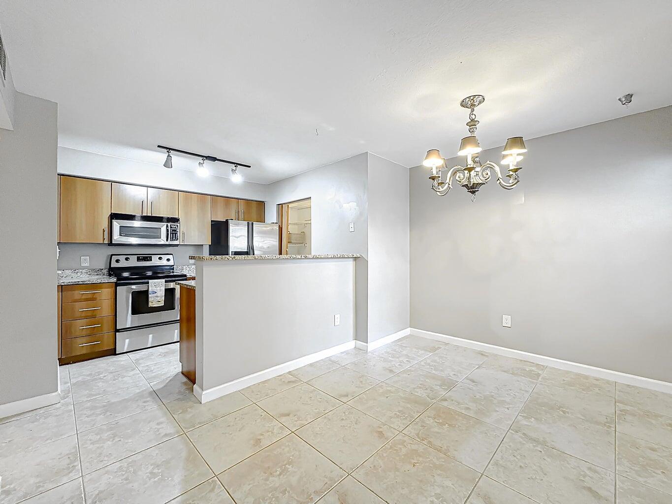 1020 Crystal Way M Property Photo 5