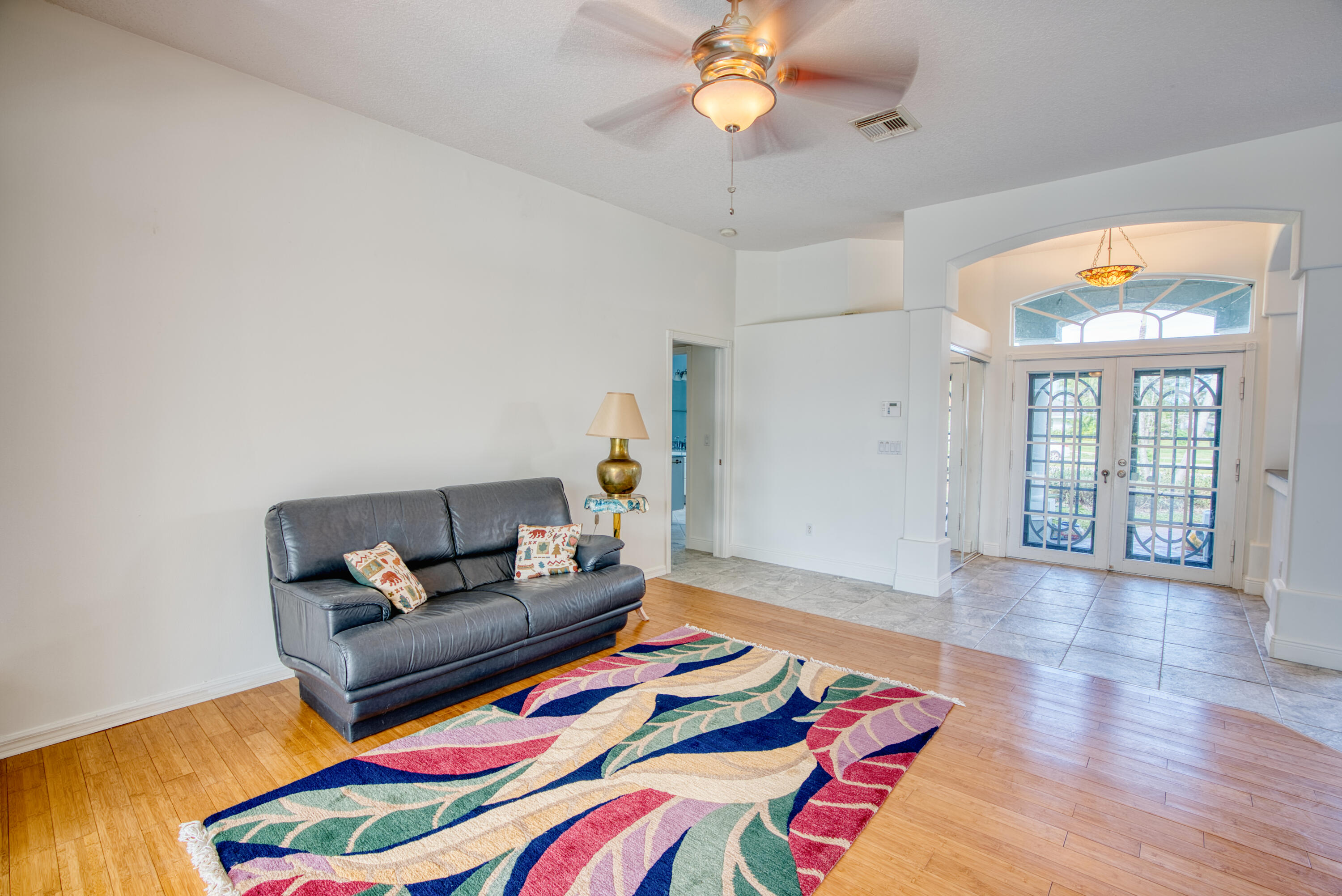 2142 Se Morningside Boulevard Property Photo 6