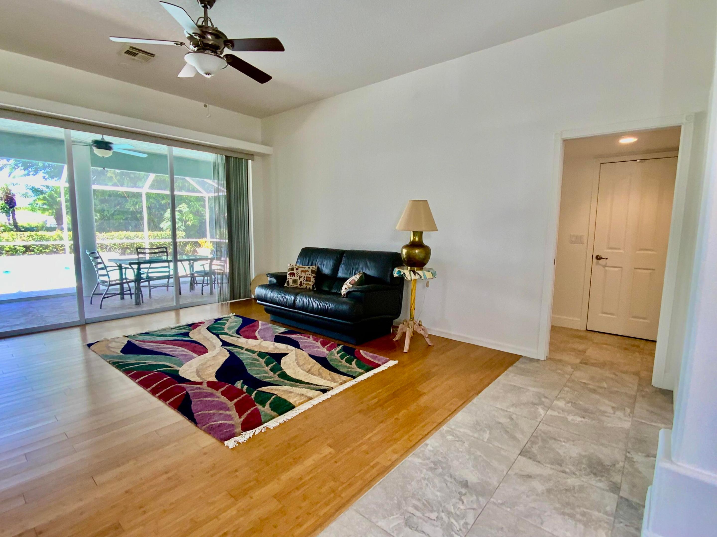 2142 Se Morningside Boulevard Property Photo 8