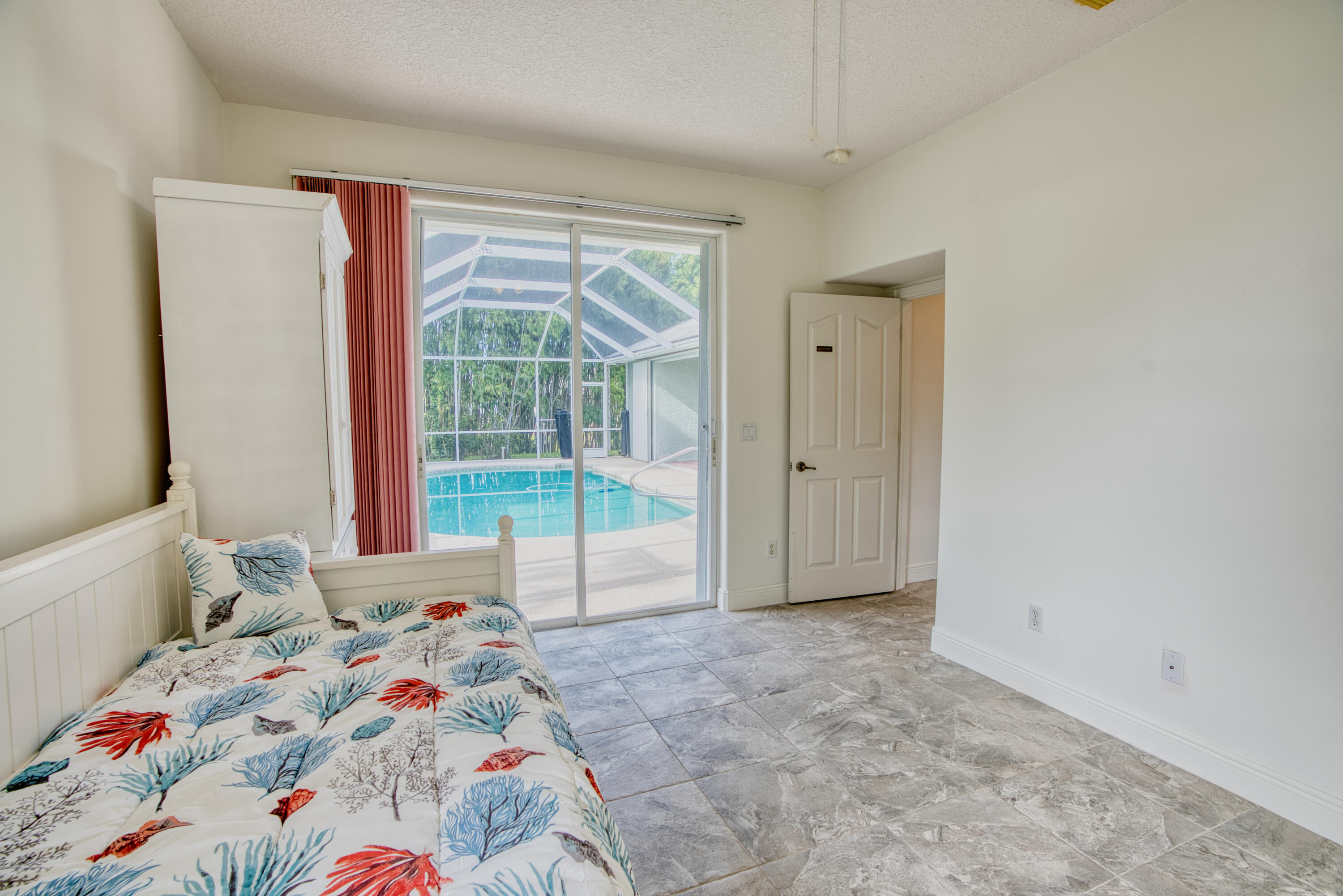 2142 Se Morningside Boulevard Property Photo 29