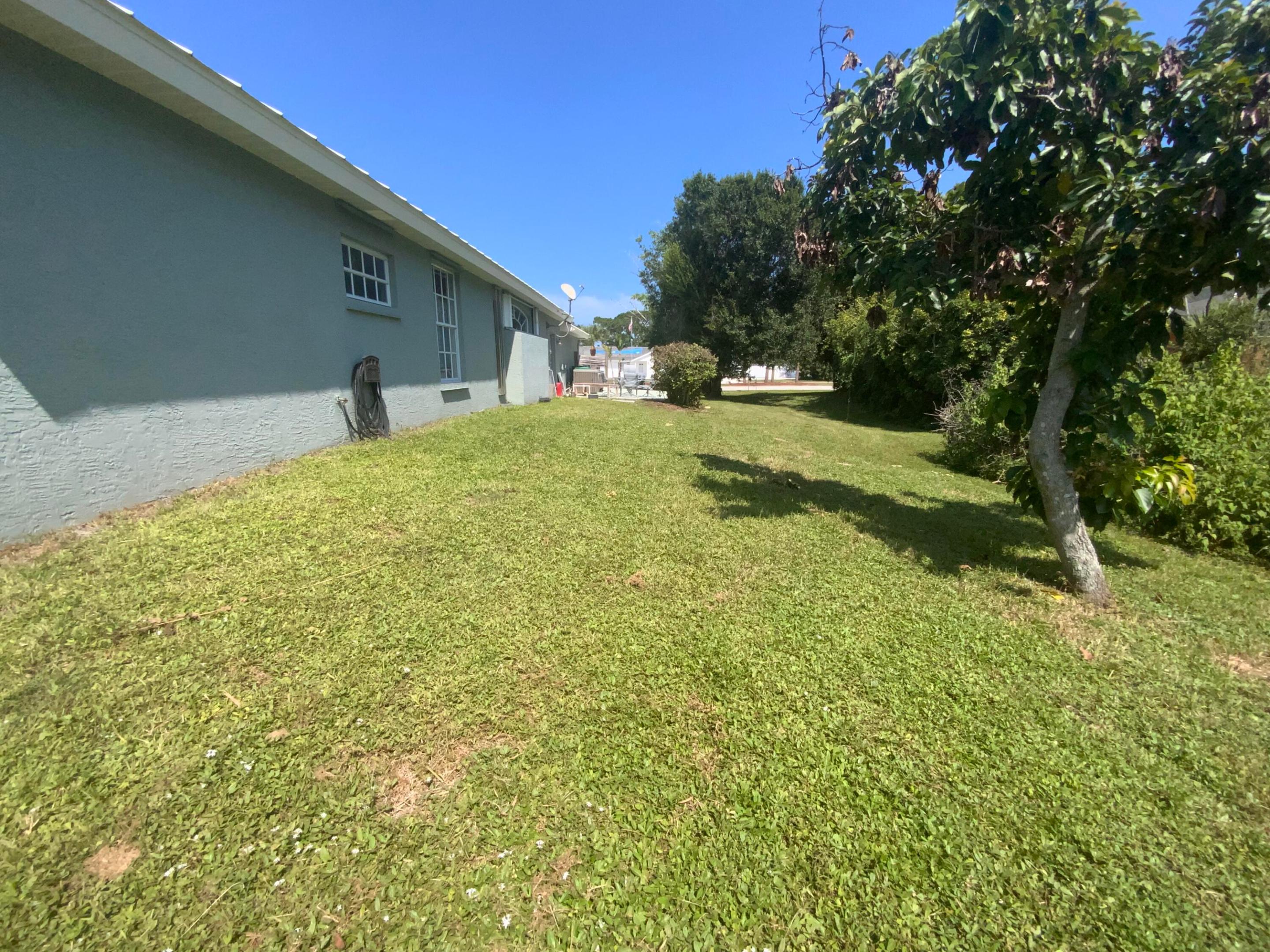 2142 Se Morningside Boulevard Property Photo 43
