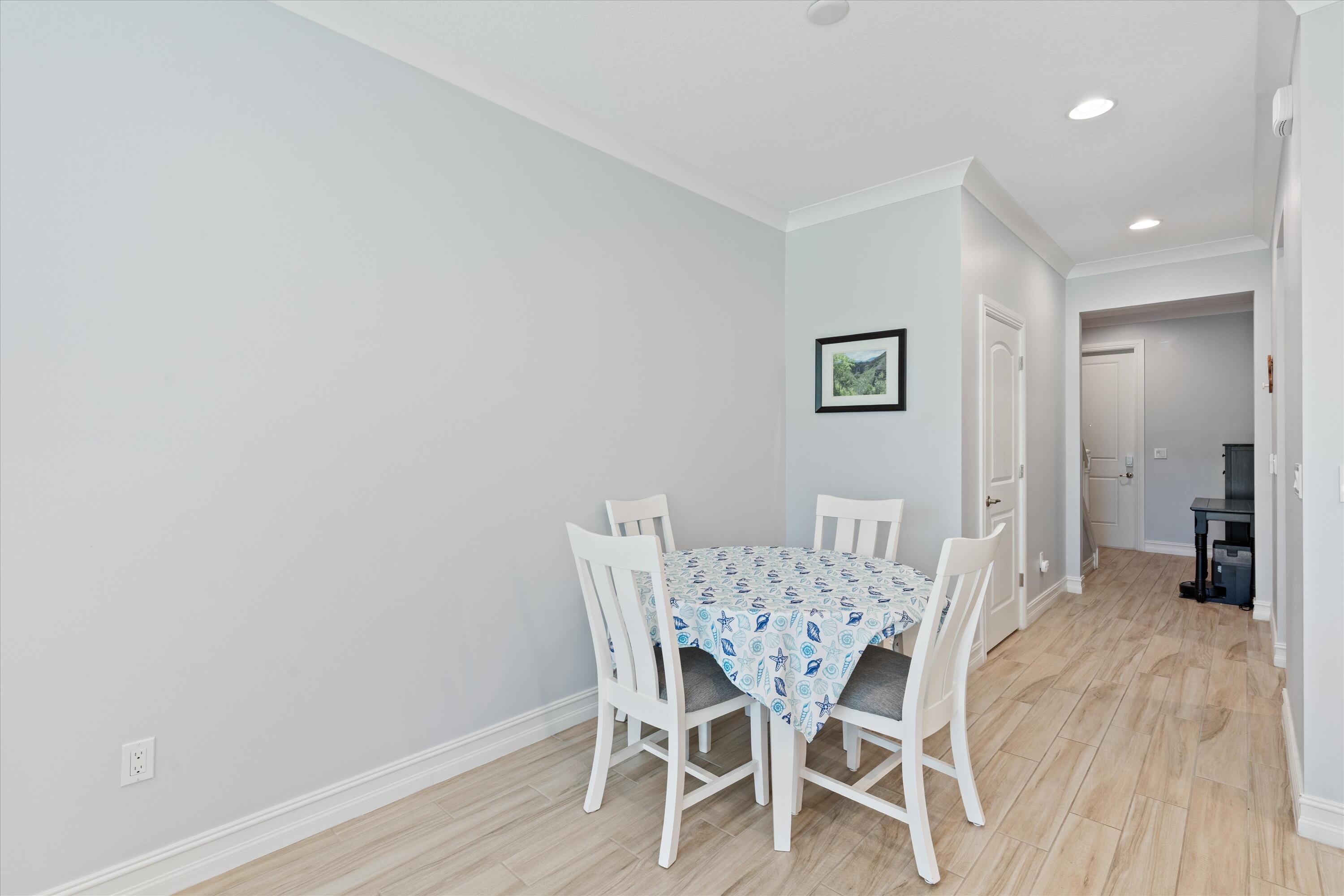 10076 Brickhill Drive Property Photo 10