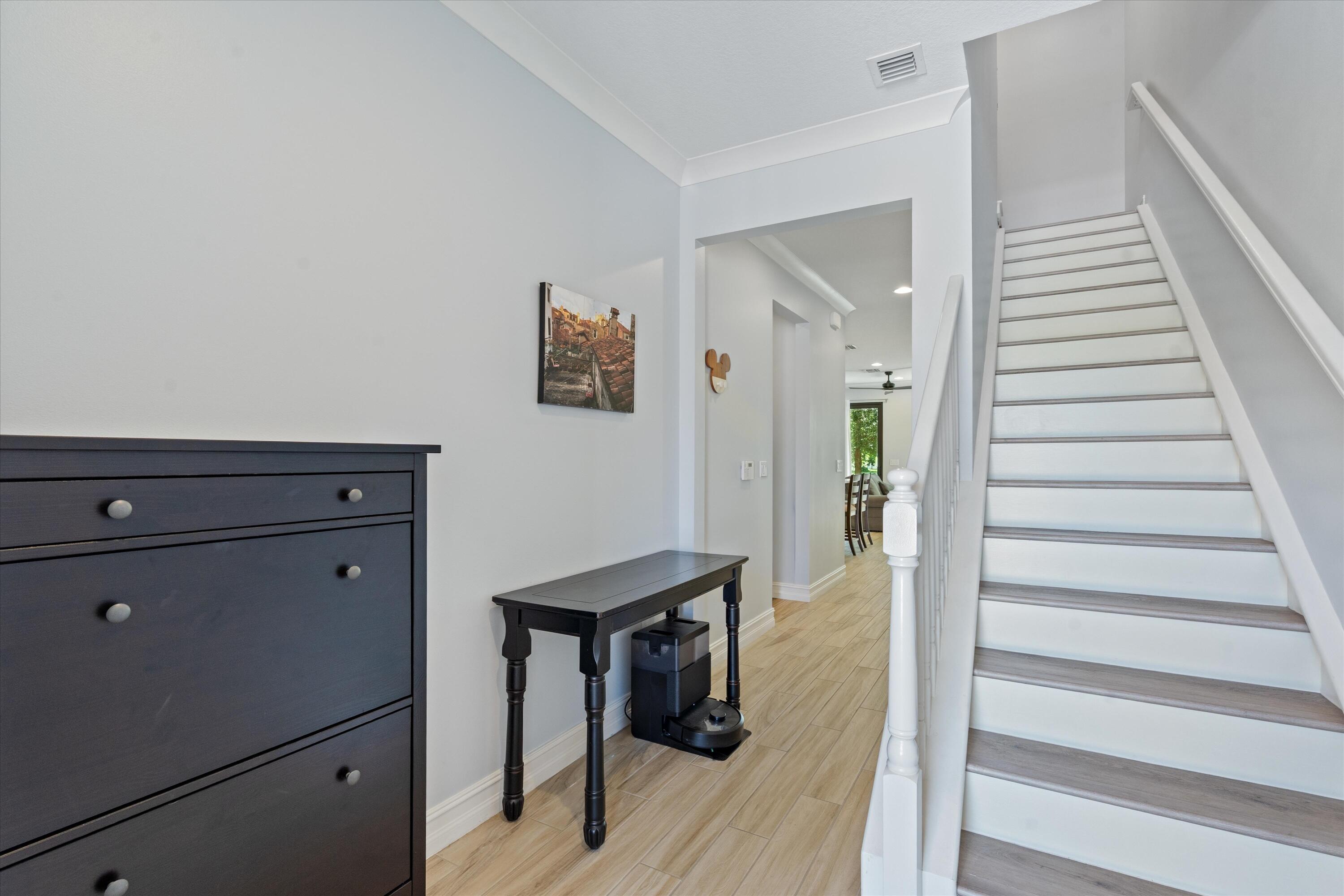 10076 Brickhill Drive Property Photo 12
