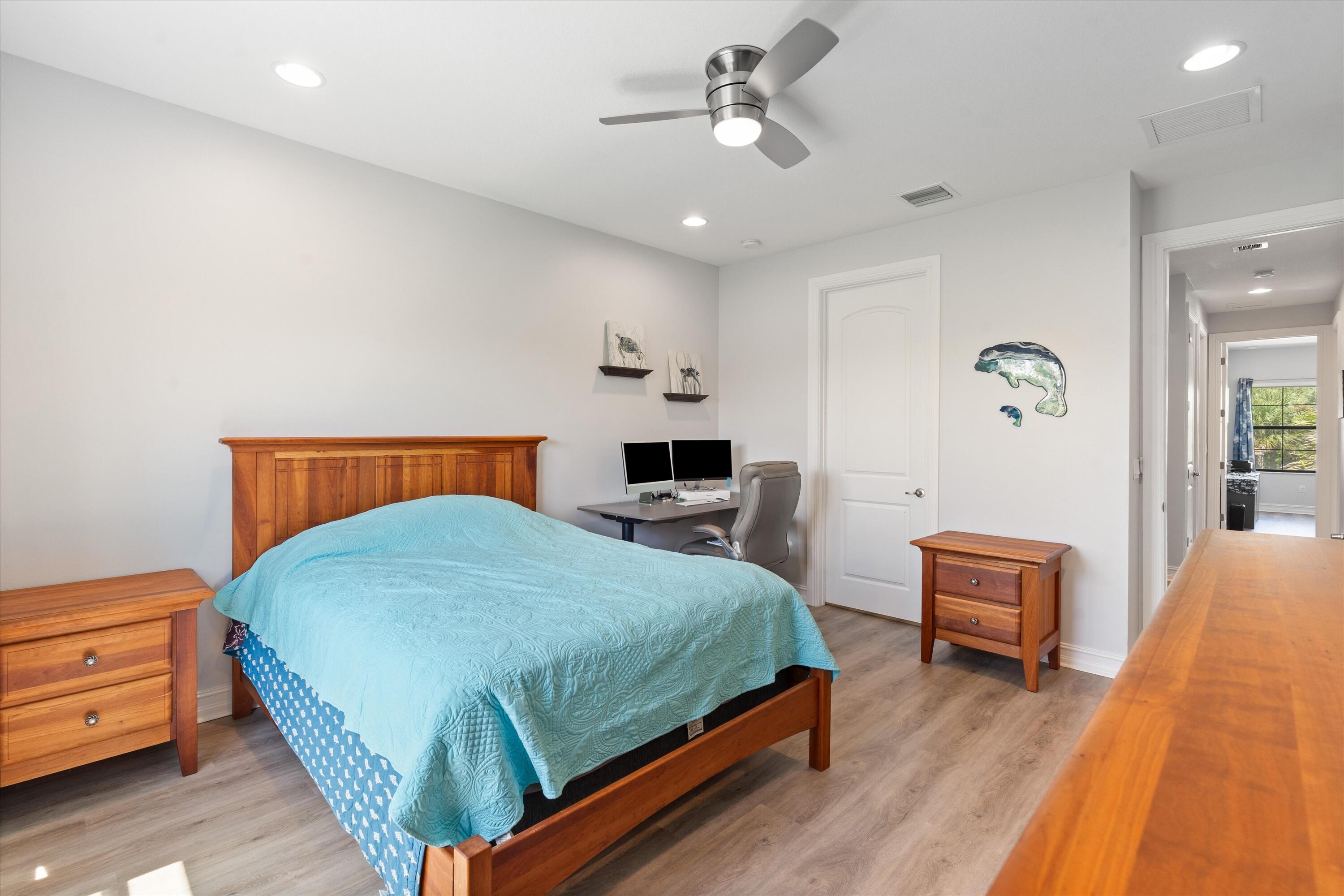 10076 Brickhill Drive Property Photo 14