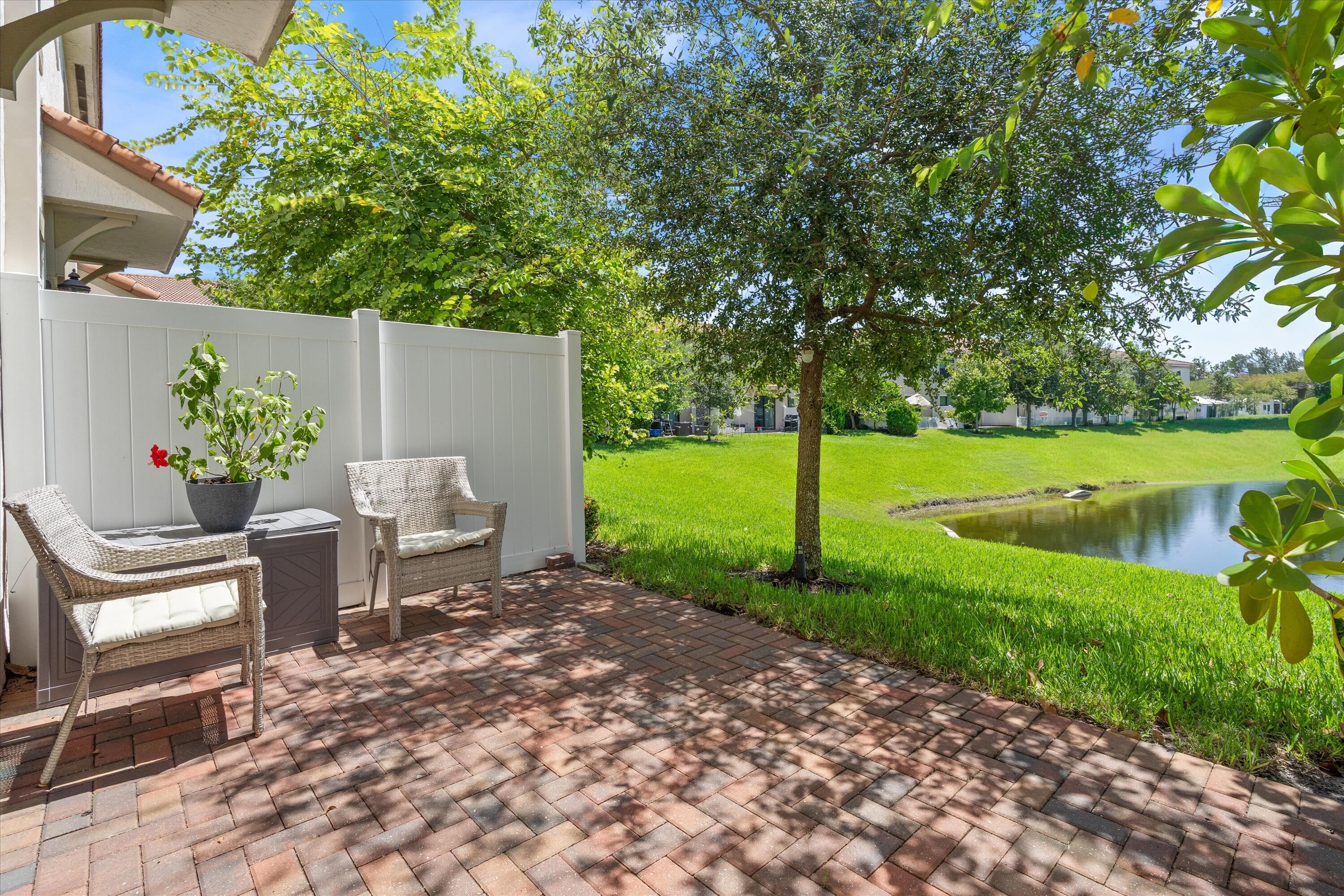 10076 Brickhill Drive Property Photo 26