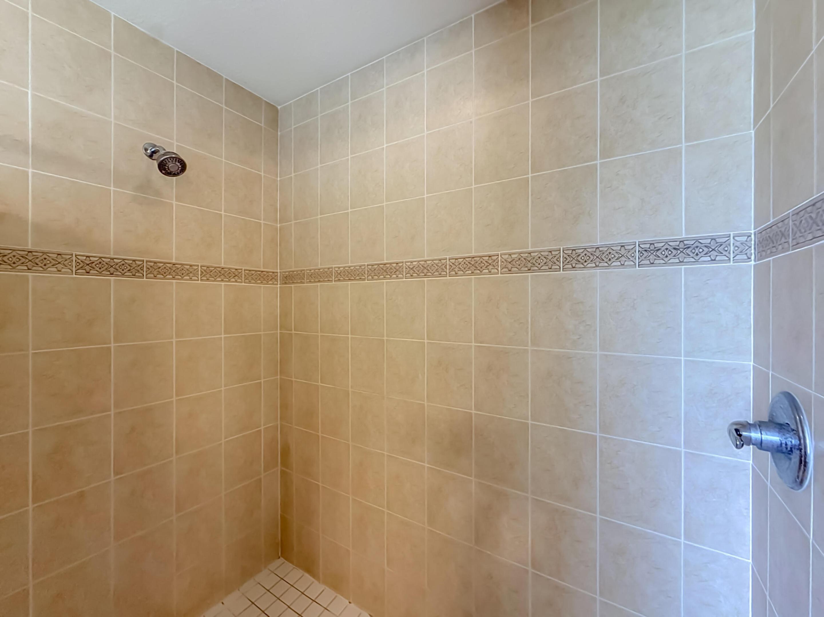 6765 Nw 14th Avenue Property Photo 33