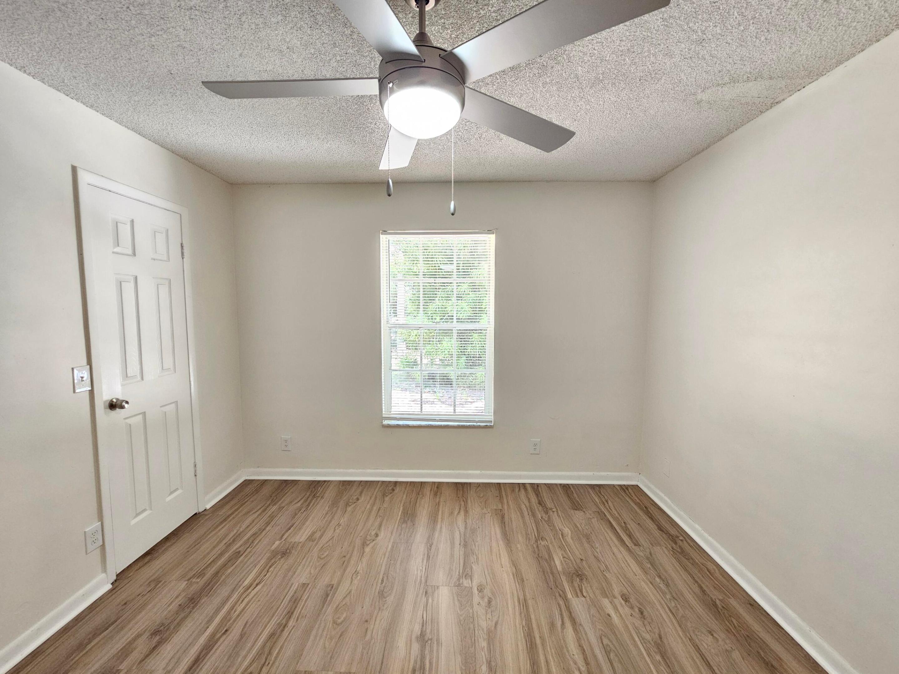 1878 Wisteria Street Property Photo 24