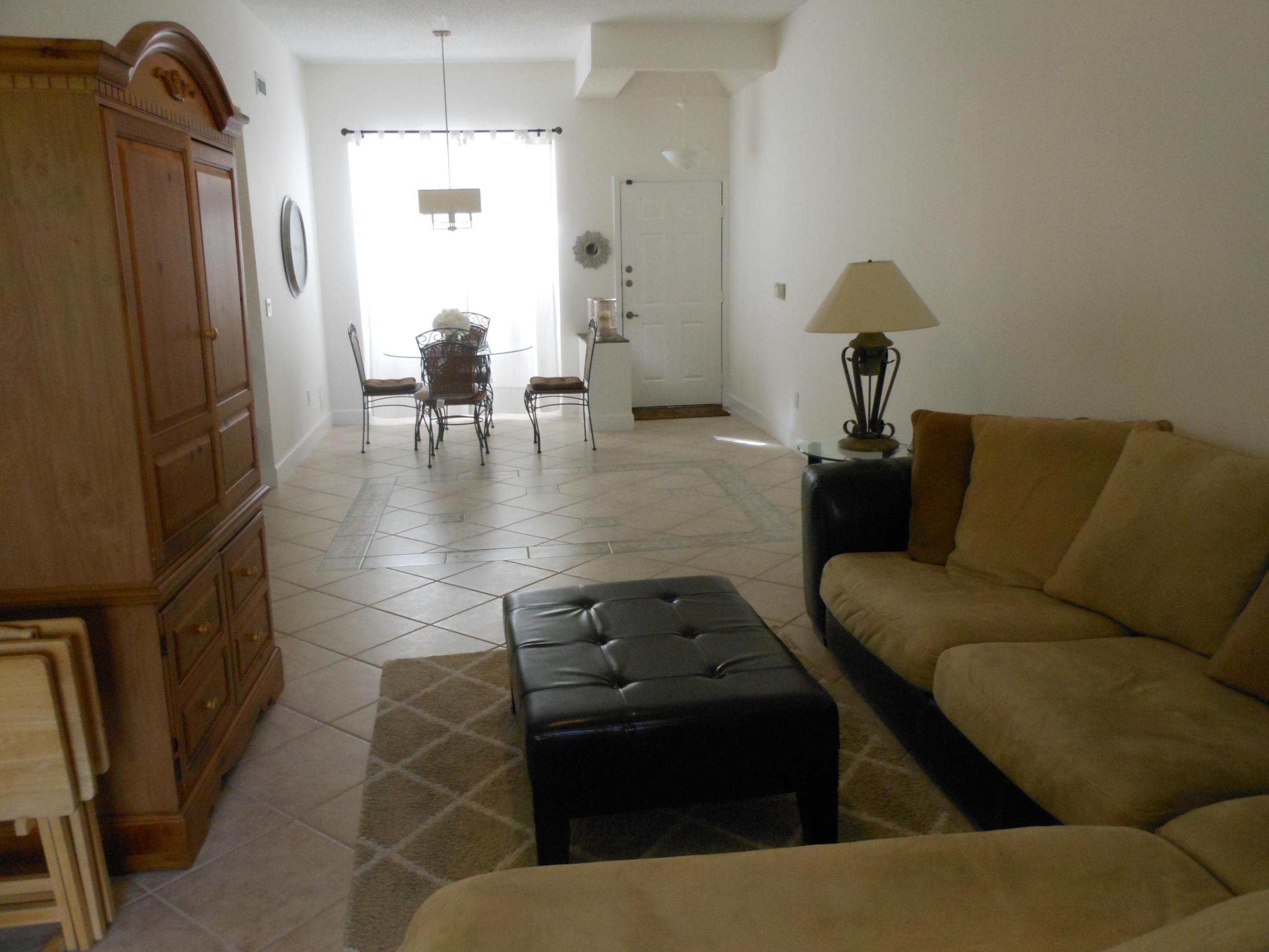 7472 La Paz Boulevard 309 Property Photo 3
