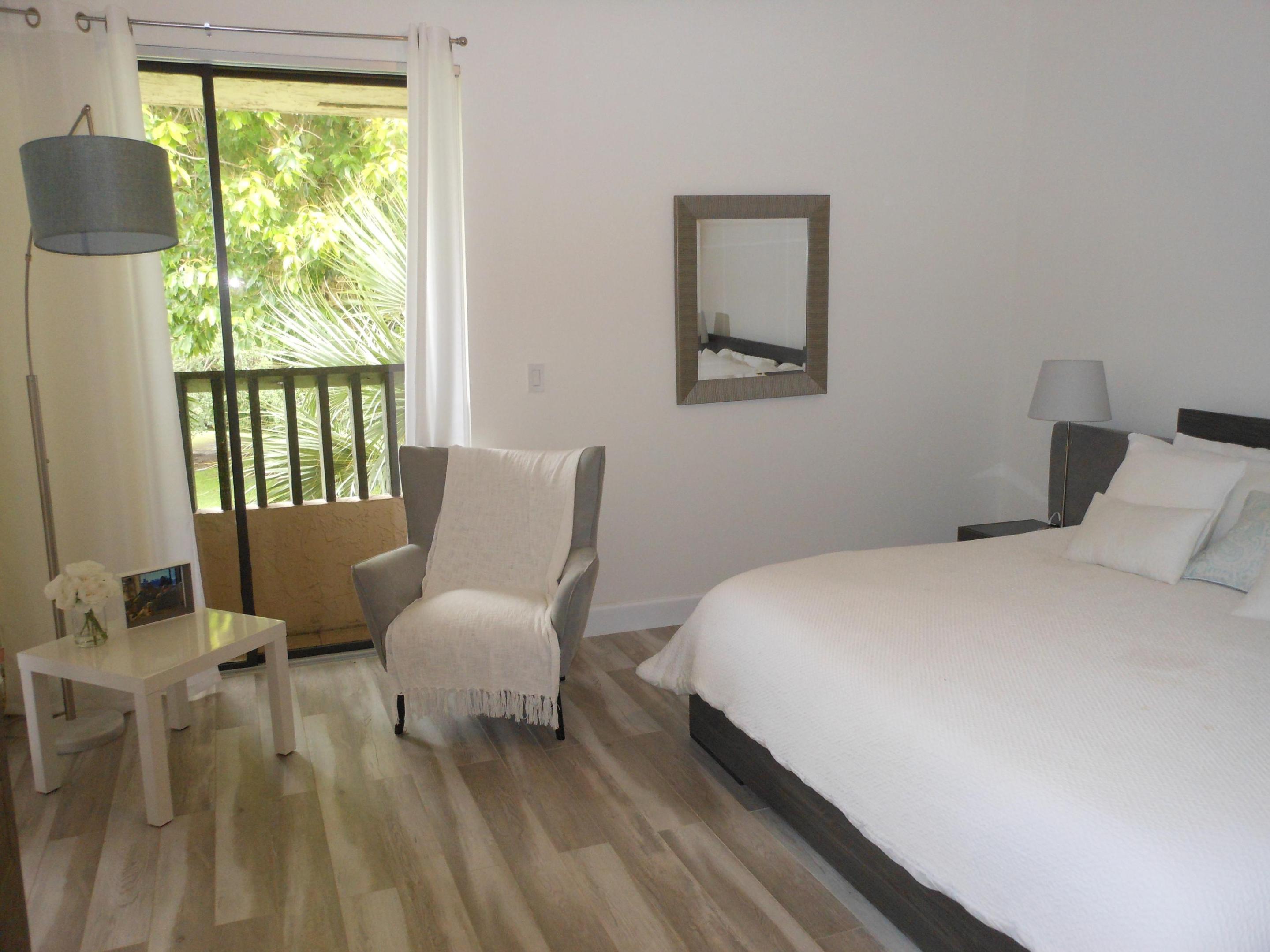 7472 La Paz Boulevard 309 Property Photo 8