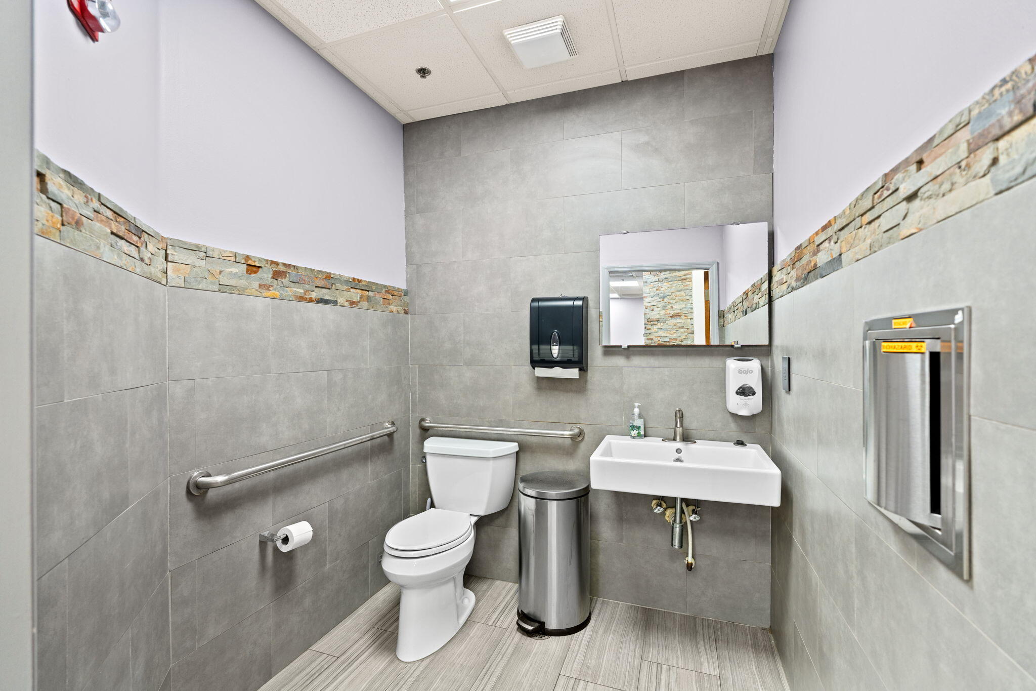 9970 N Central Park Boulevard Property Photo 15