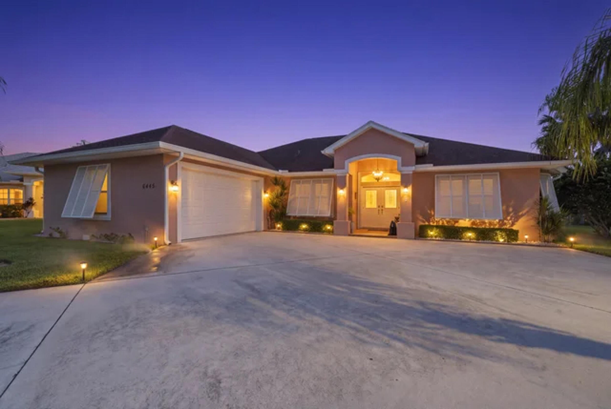 6445 36th Place Property Photo 1