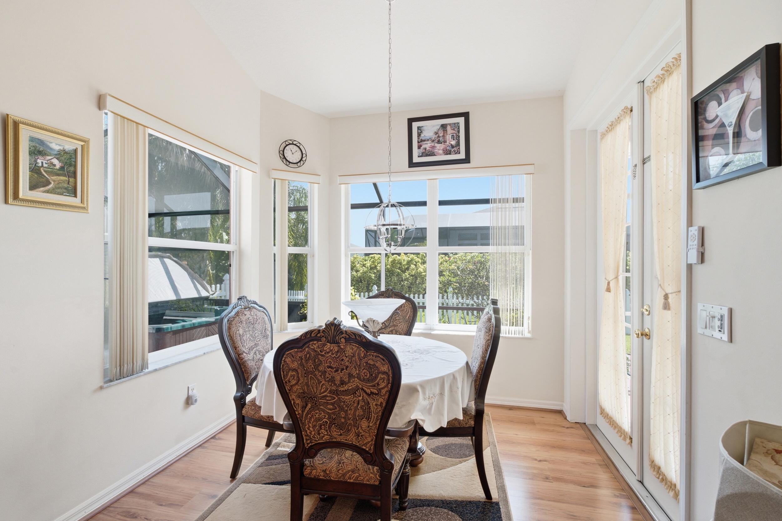 6445 36th Place Property Photo 10