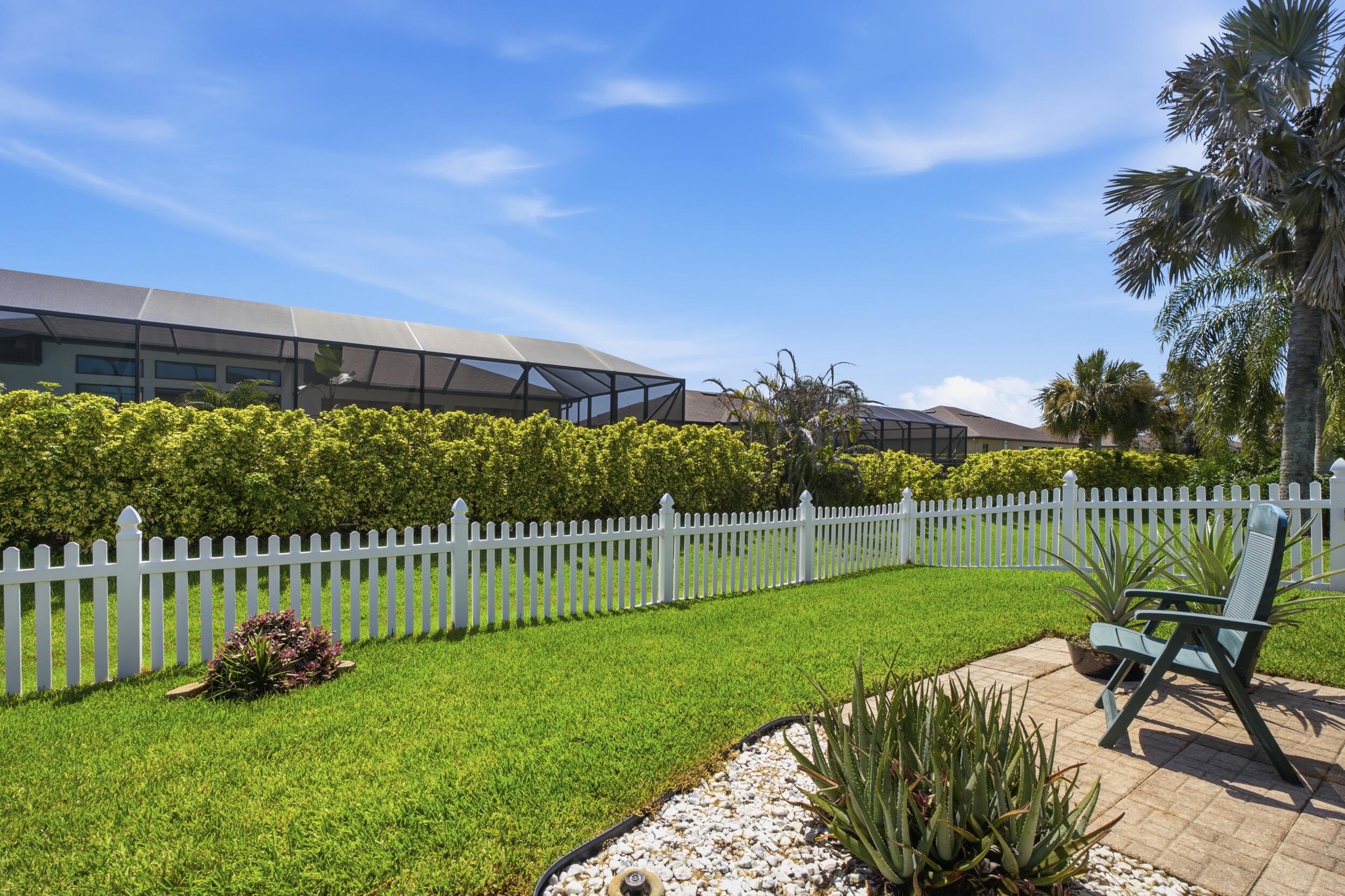 6445 36th Place Property Photo 15