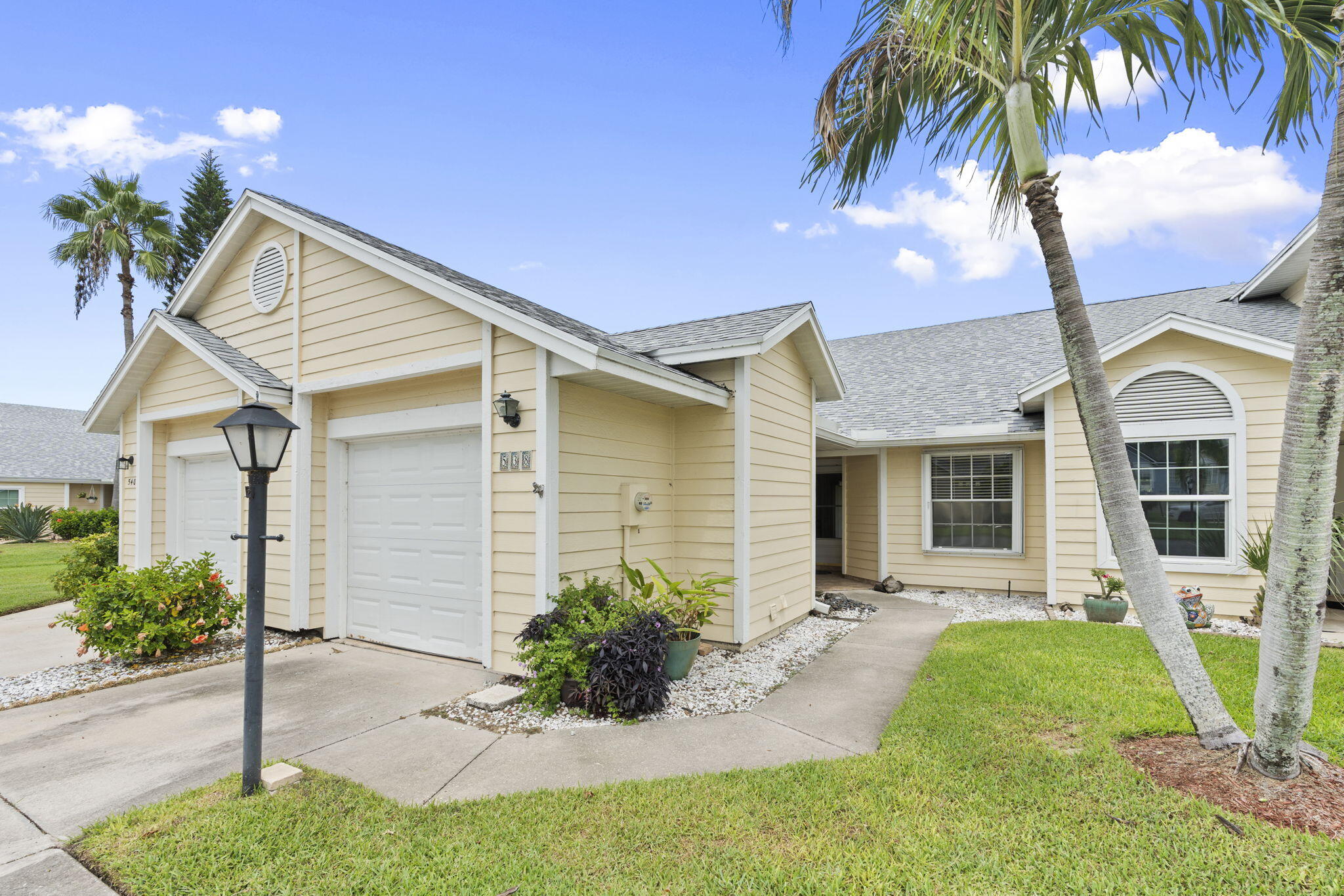 538 9th Place Property Photo 1