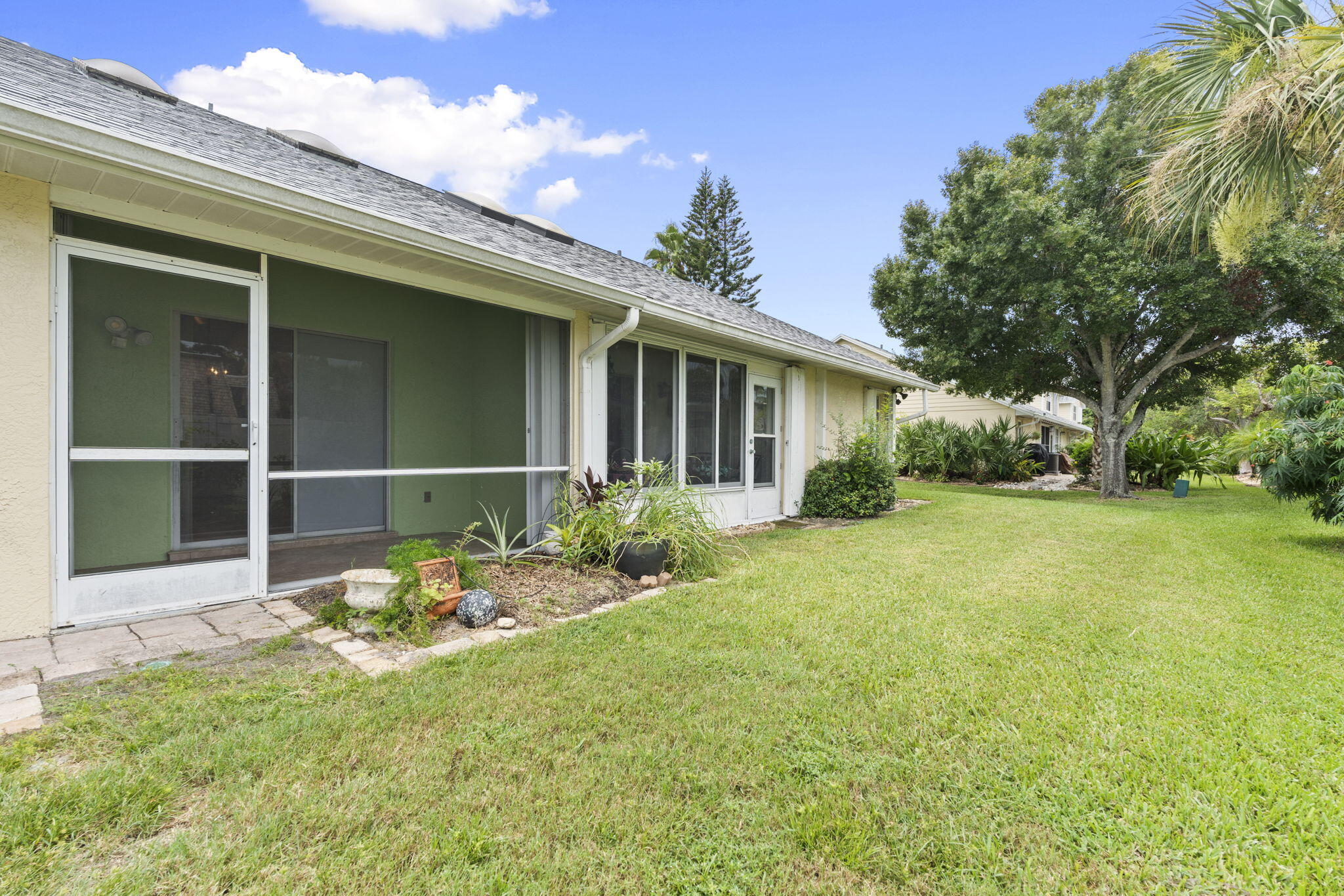 538 9th Place Property Photo 7
