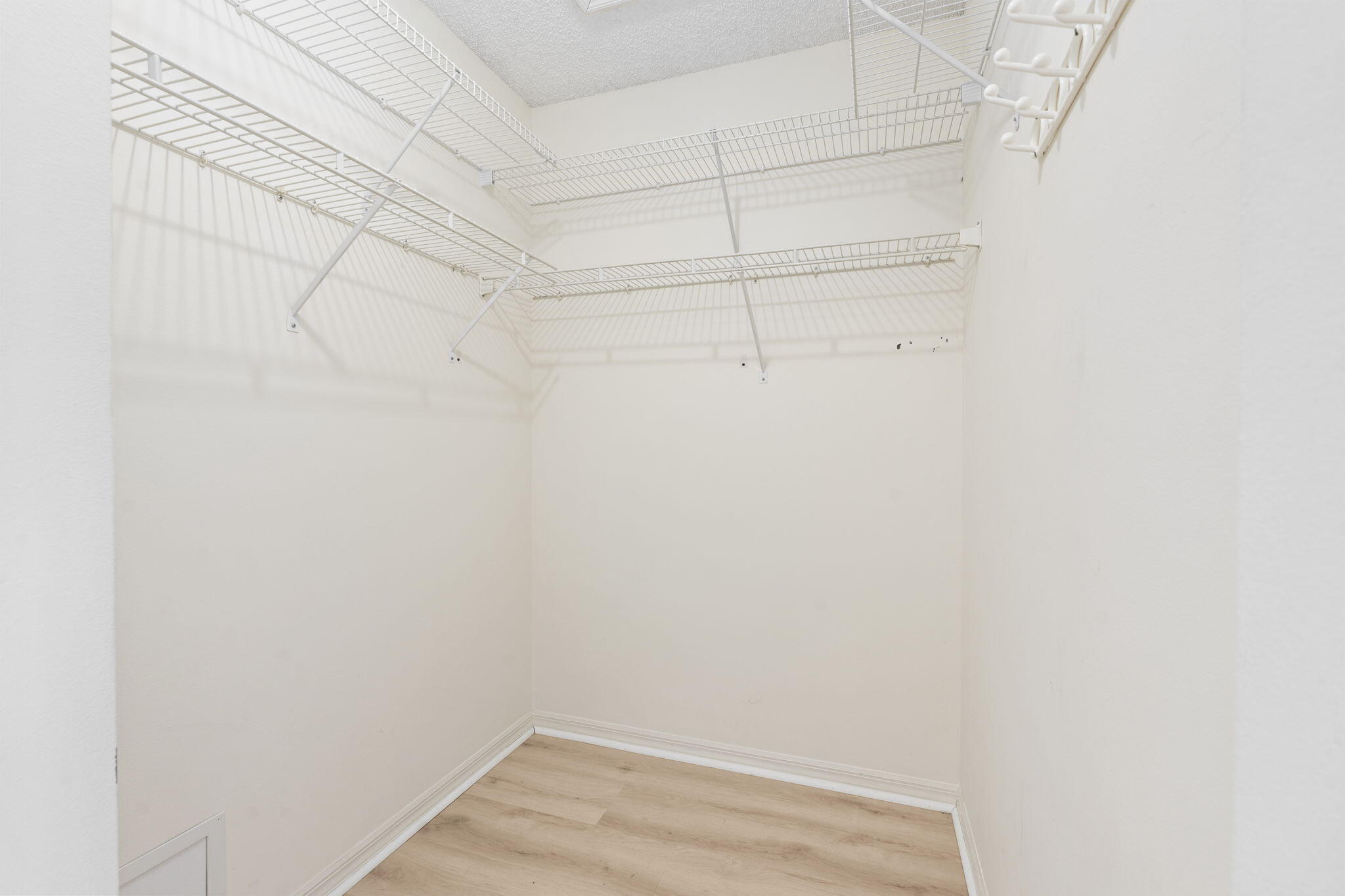 538 9th Place Property Photo 12
