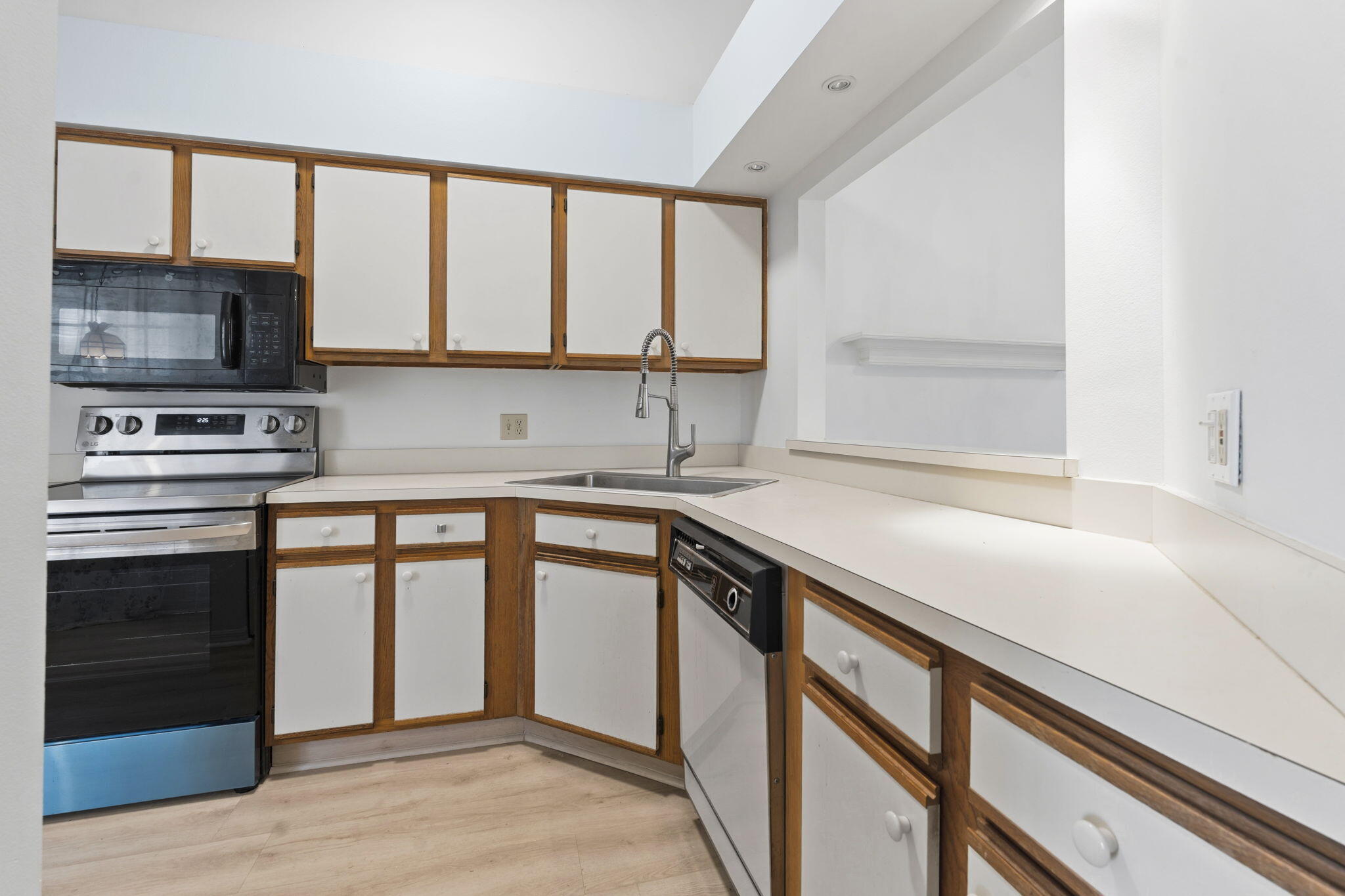 538 9th Place Property Photo 19