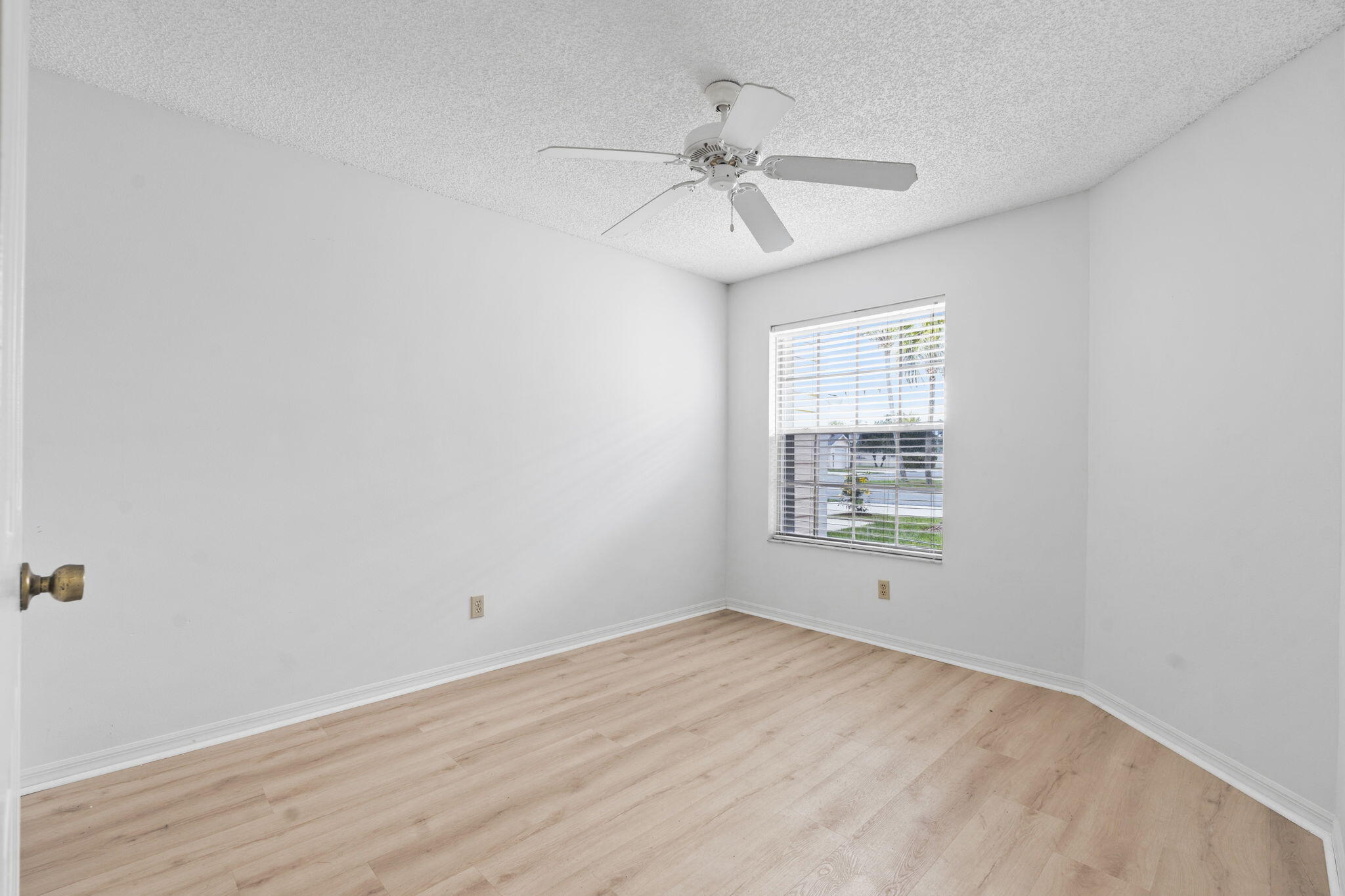 538 9th Place Property Photo 26