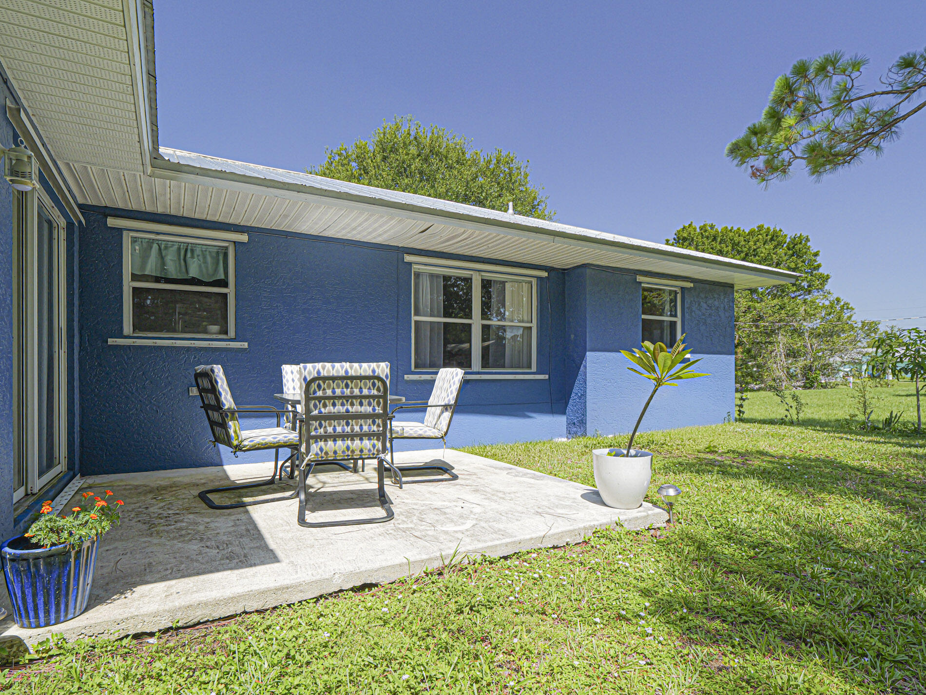 6704 Hulda Drive Property Photo 34