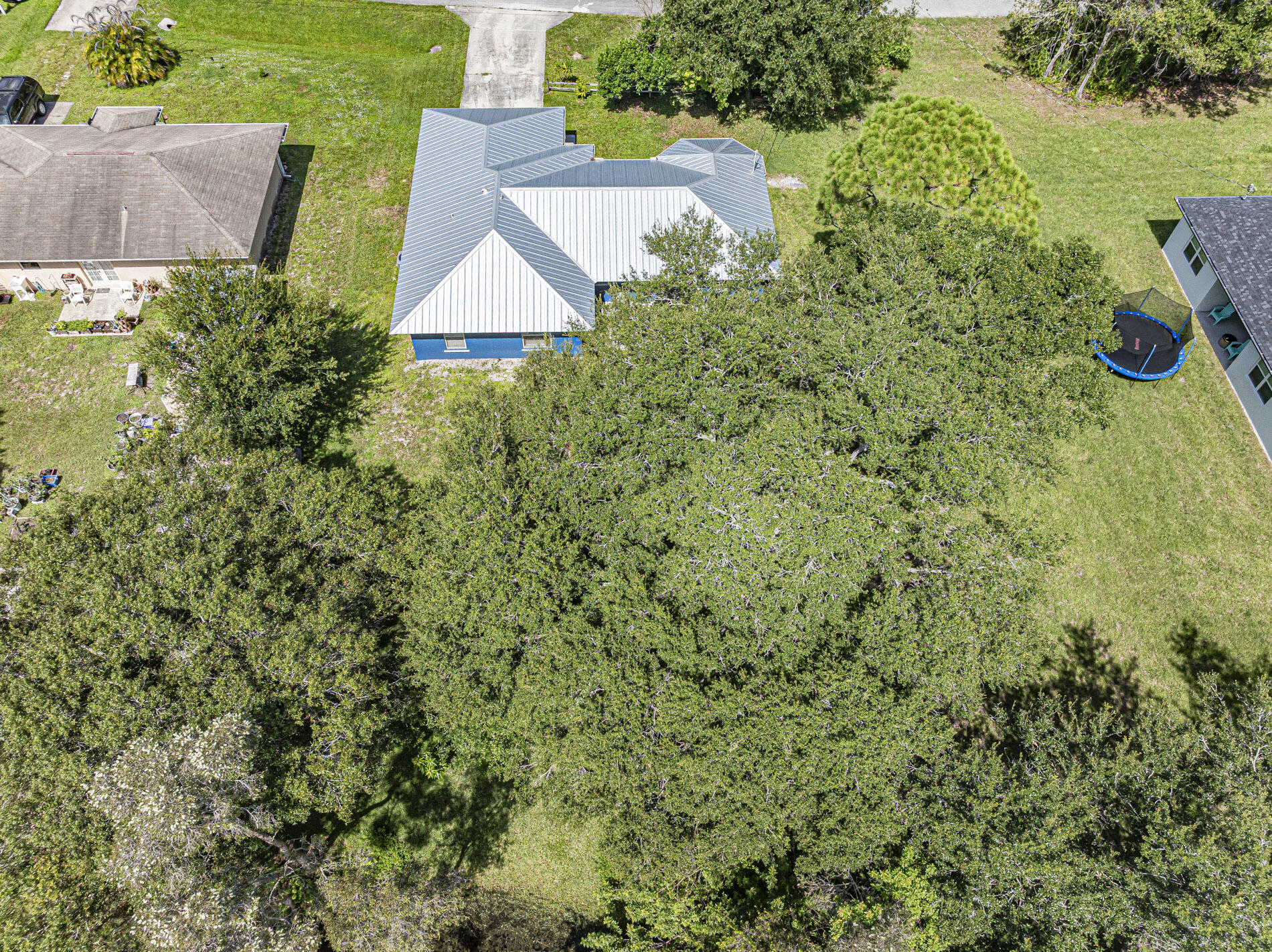 6704 Hulda Drive Property Photo 39