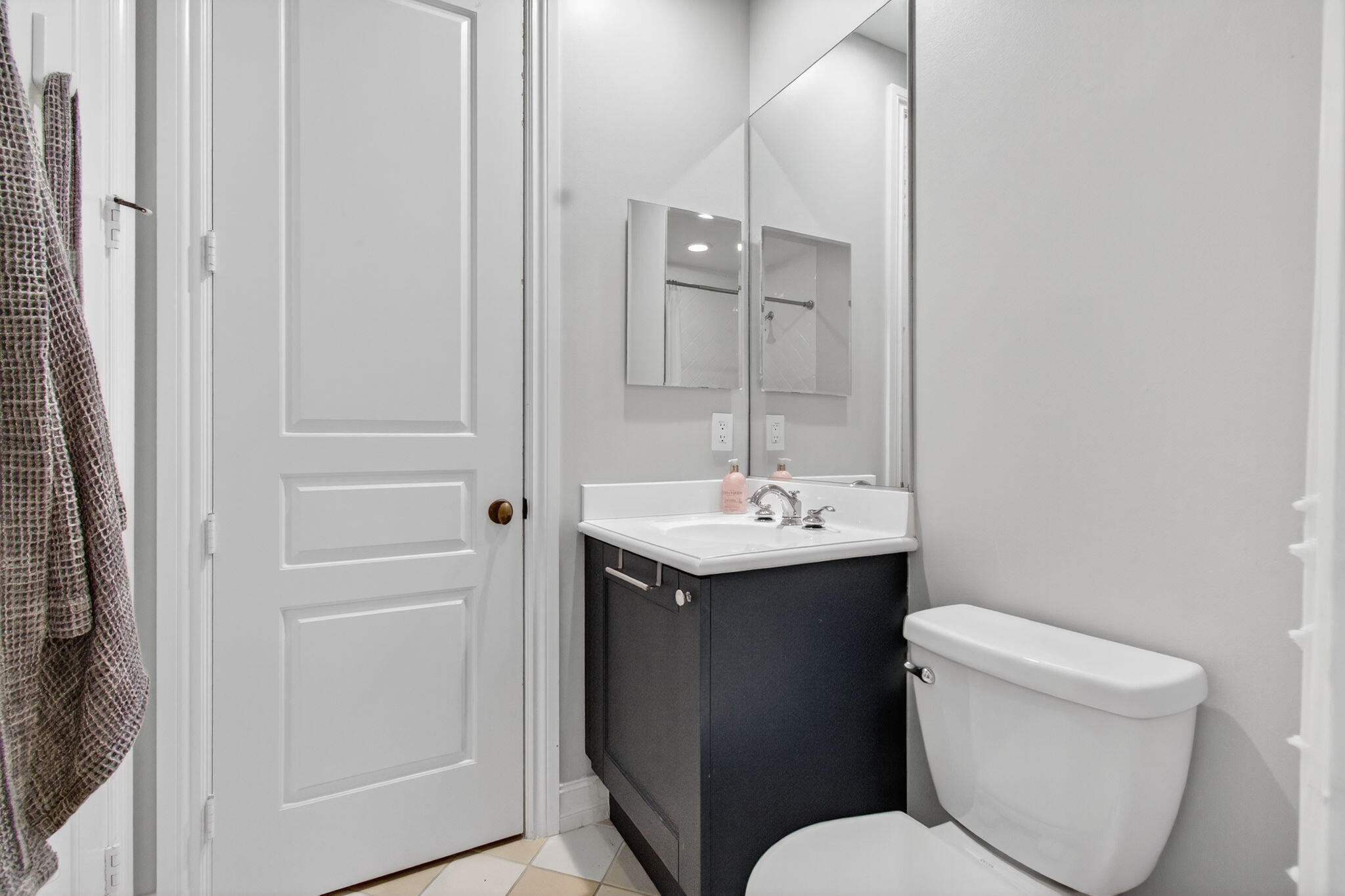 365 W Mallory Circle Property Photo 11