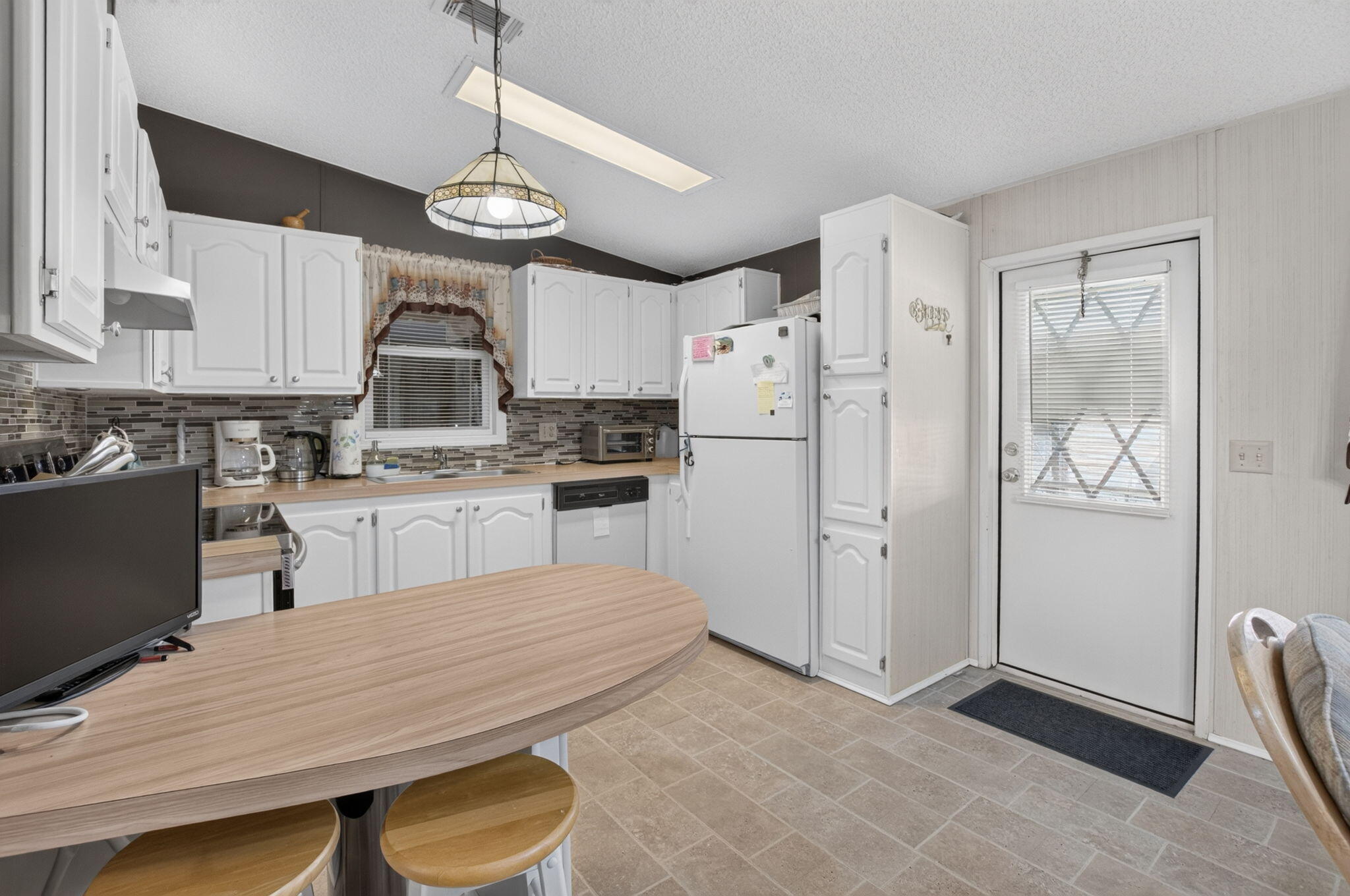 51003 Galina Bay Property Photo 1