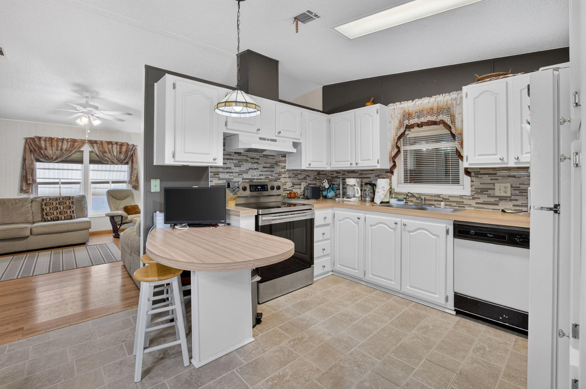 51003 Galina Bay Property Photo 6