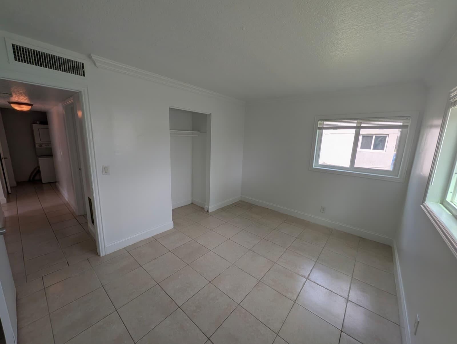 817 Lighthouse Drive B Property Photo 15