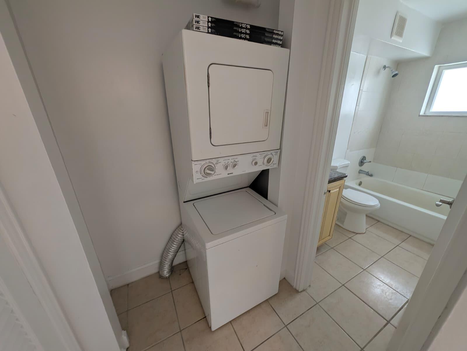 817 Lighthouse Drive B Property Photo 17