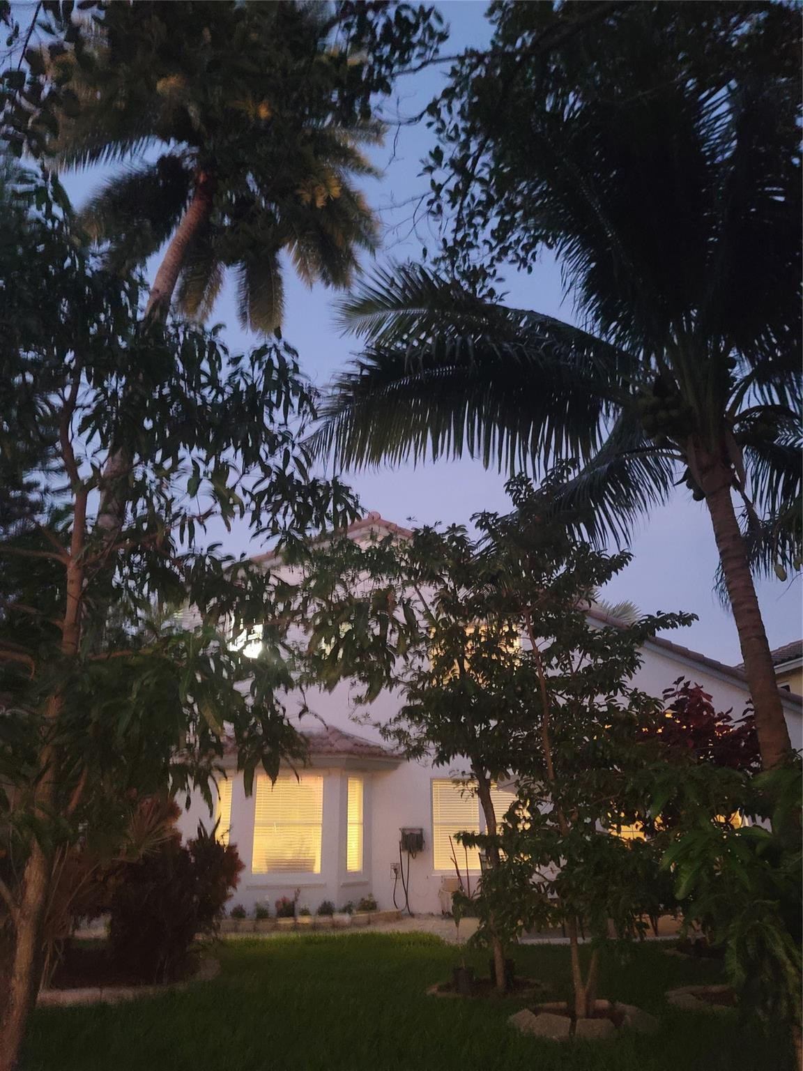 8117 Pelican Harbour Drive Property Photo 7