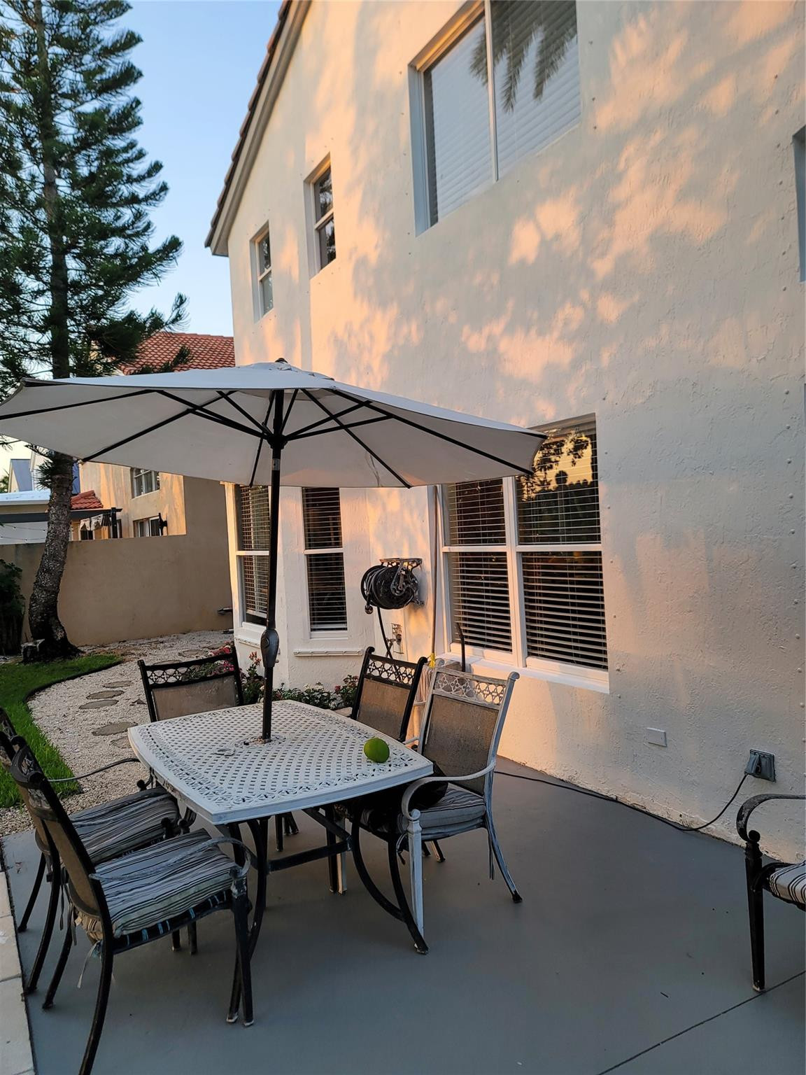 8117 Pelican Harbour Drive Property Photo 9