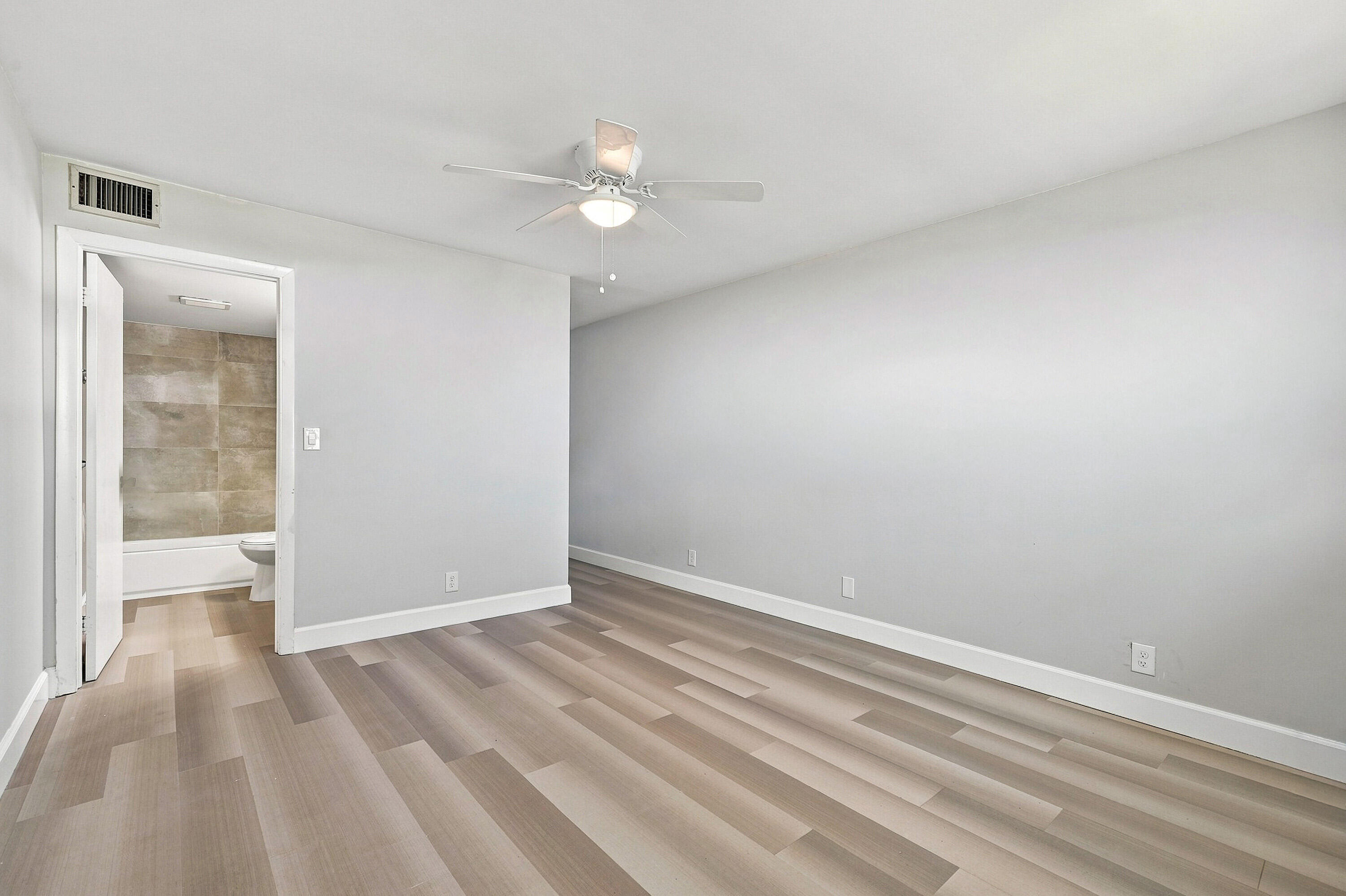 2181 W Woolbright Road N201 Property Photo 19