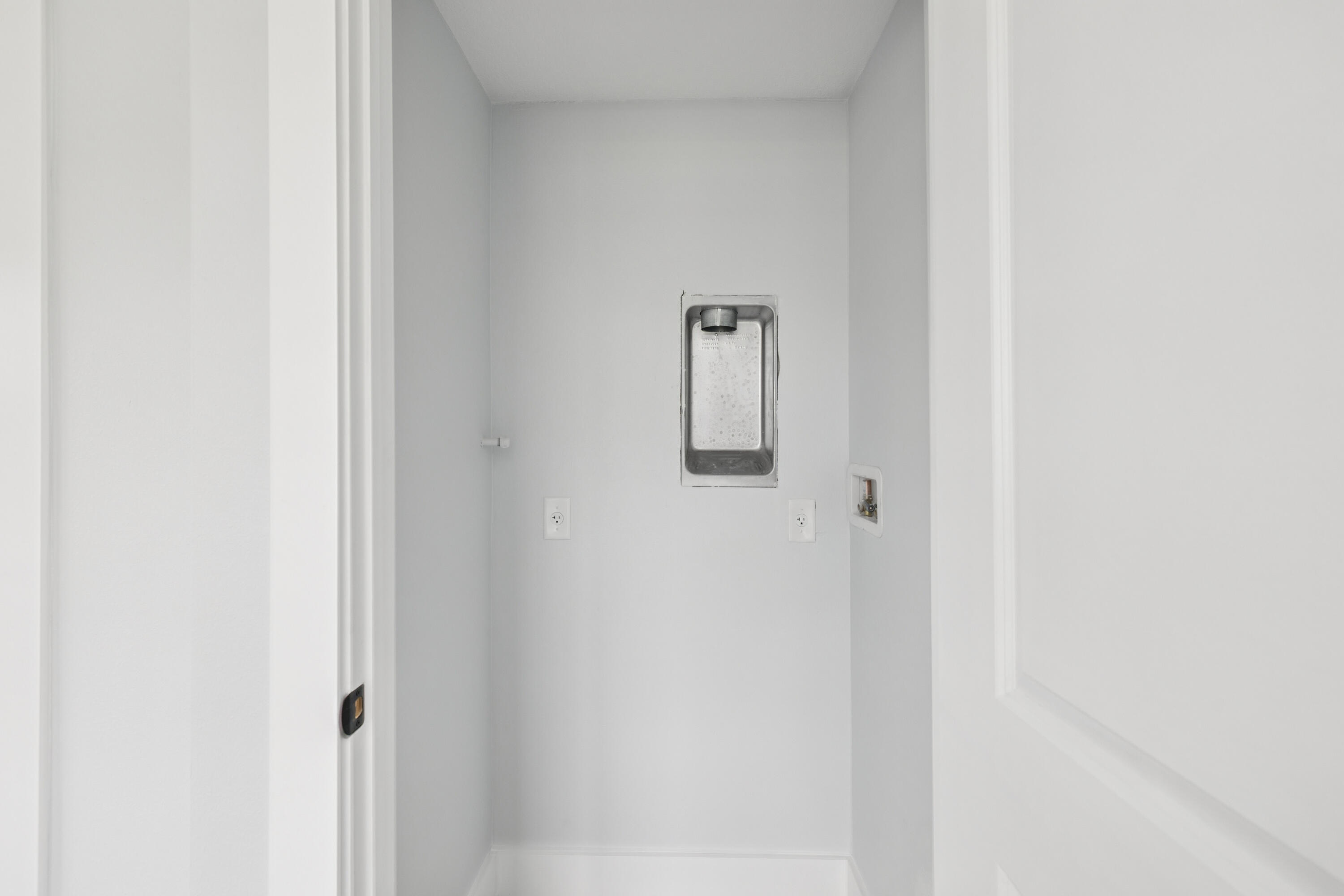 6679 Wander Lane 3 Property Photo 23