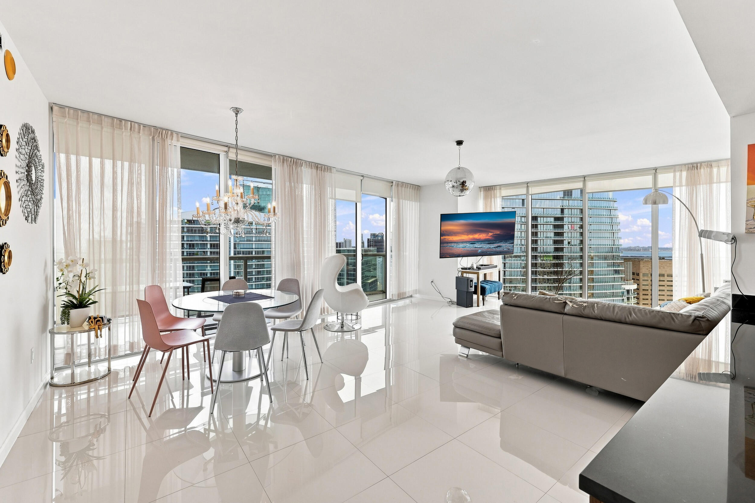 465 Brickell Avenue 5102 Property Photo 6