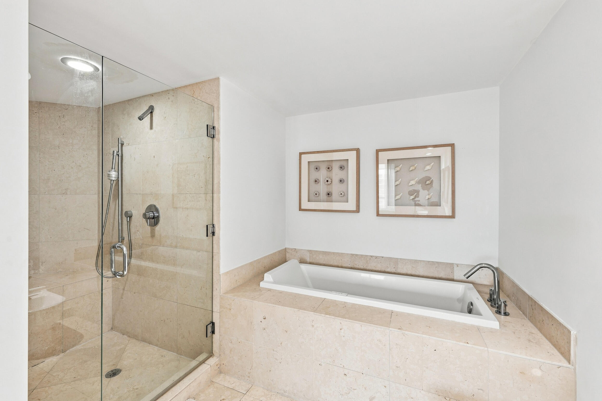 465 Brickell Avenue 5102 Property Photo 18