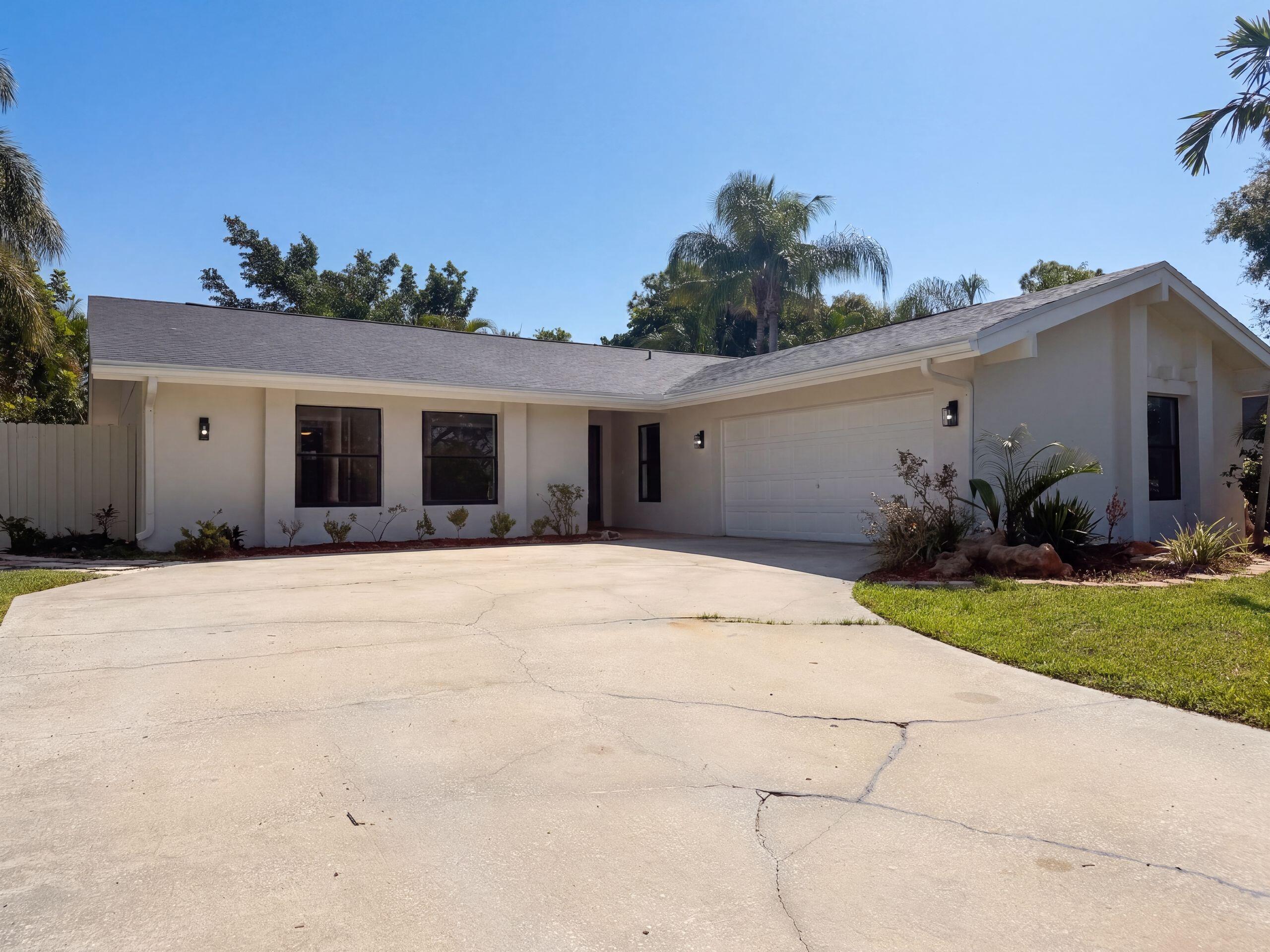 888 Brightwood Property Photo 18