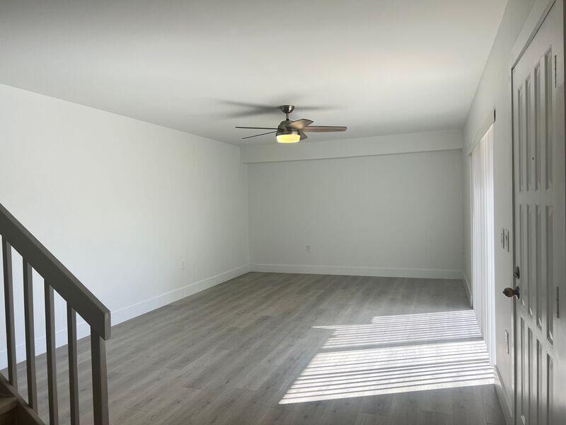 5714 57th Way Property Photo 14
